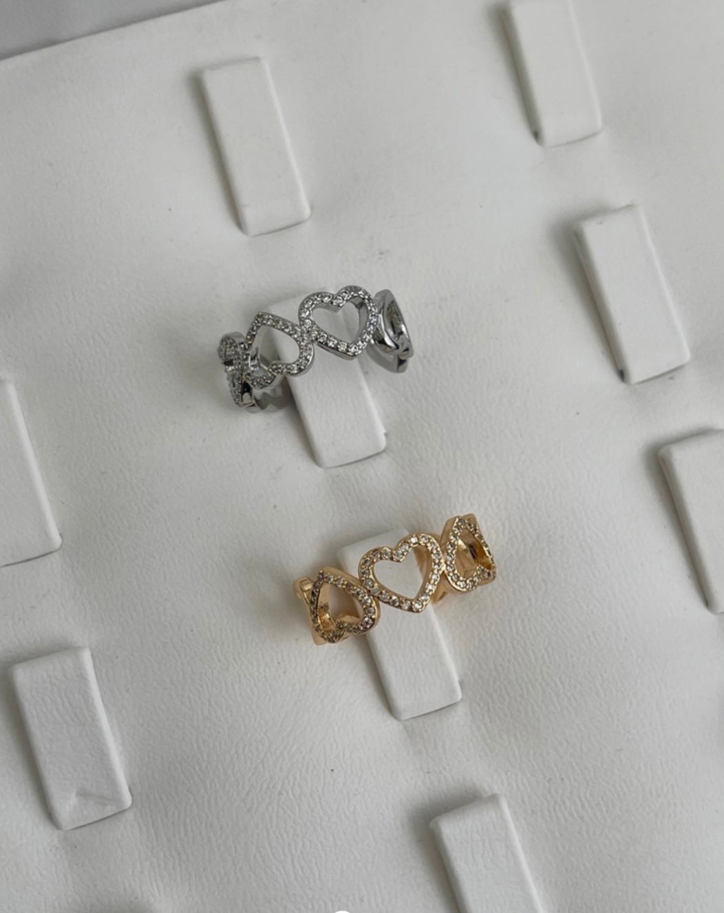 Çift yönlü kalp yüzük