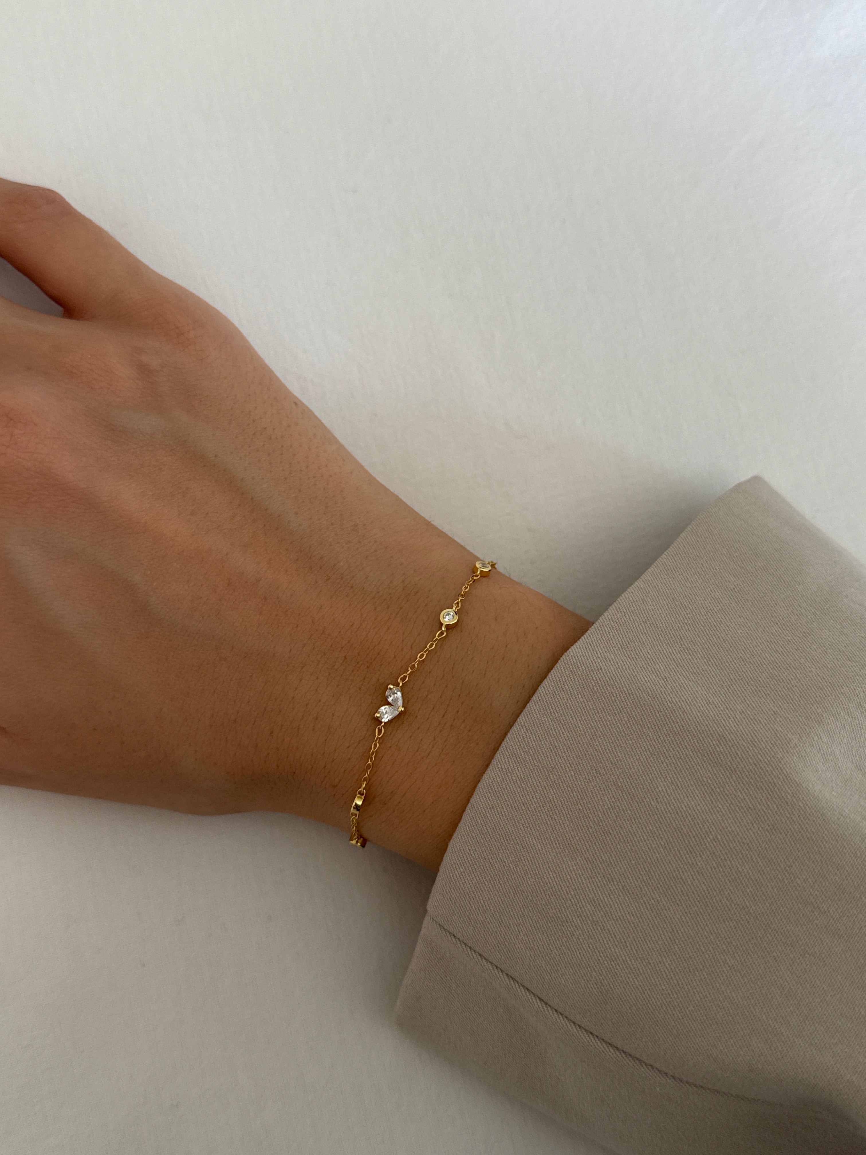 925 gümüş taşlı kalp model bileklik