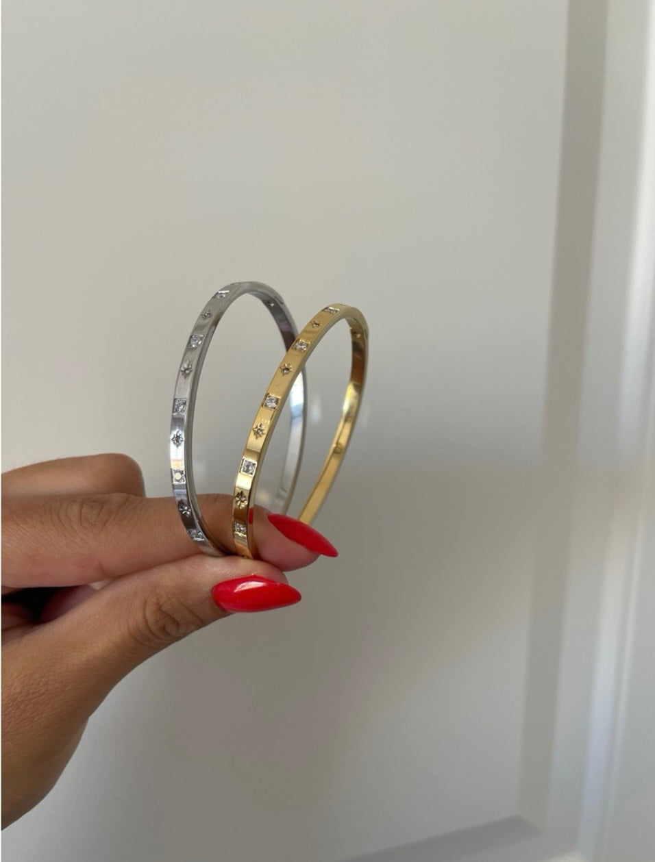 Çelik yıldız & taş kelepçe