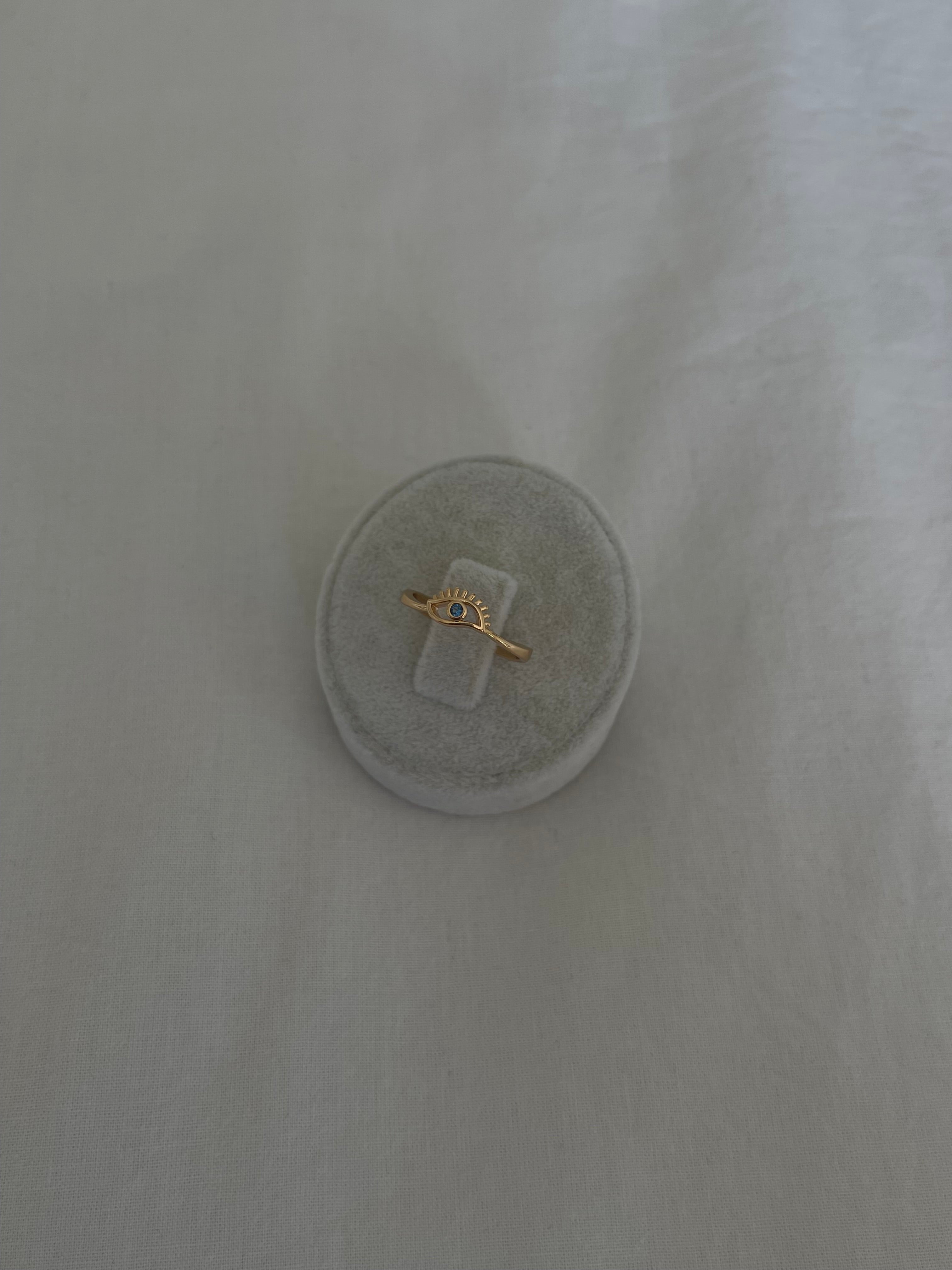 Mavi taş ince göz yüzük