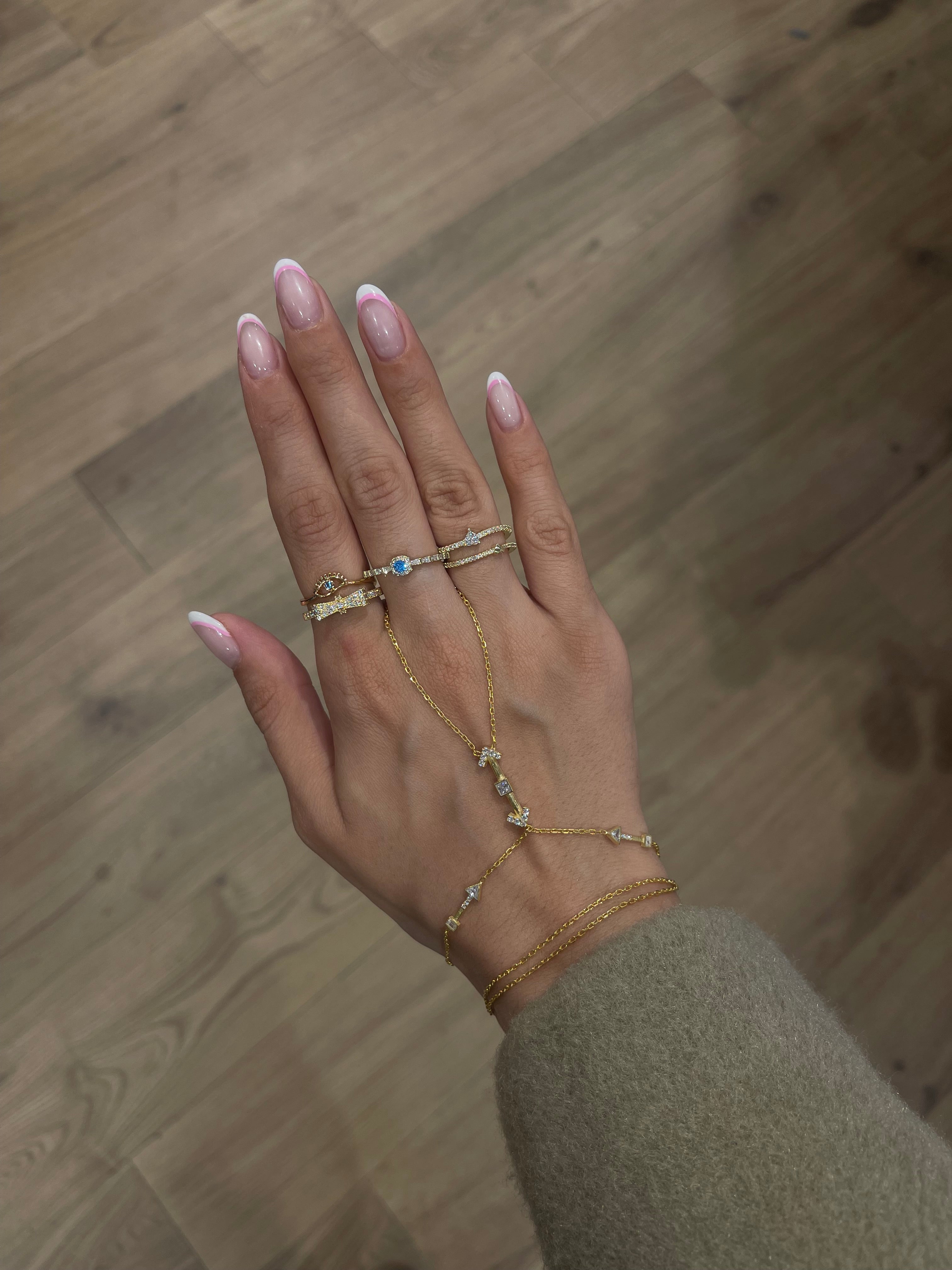 Mavi taş detay yüzük