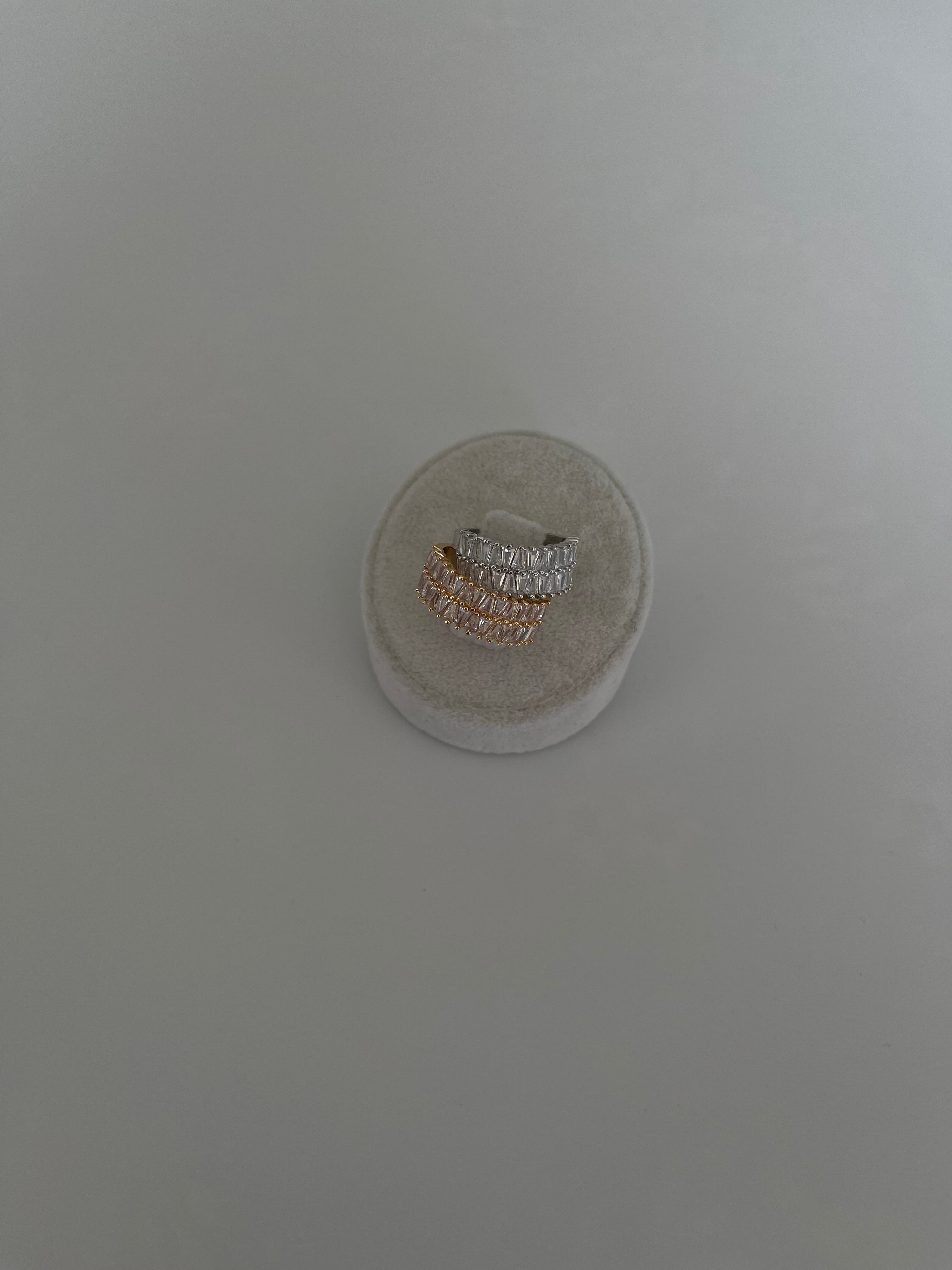 Çift sıra baget yüzük