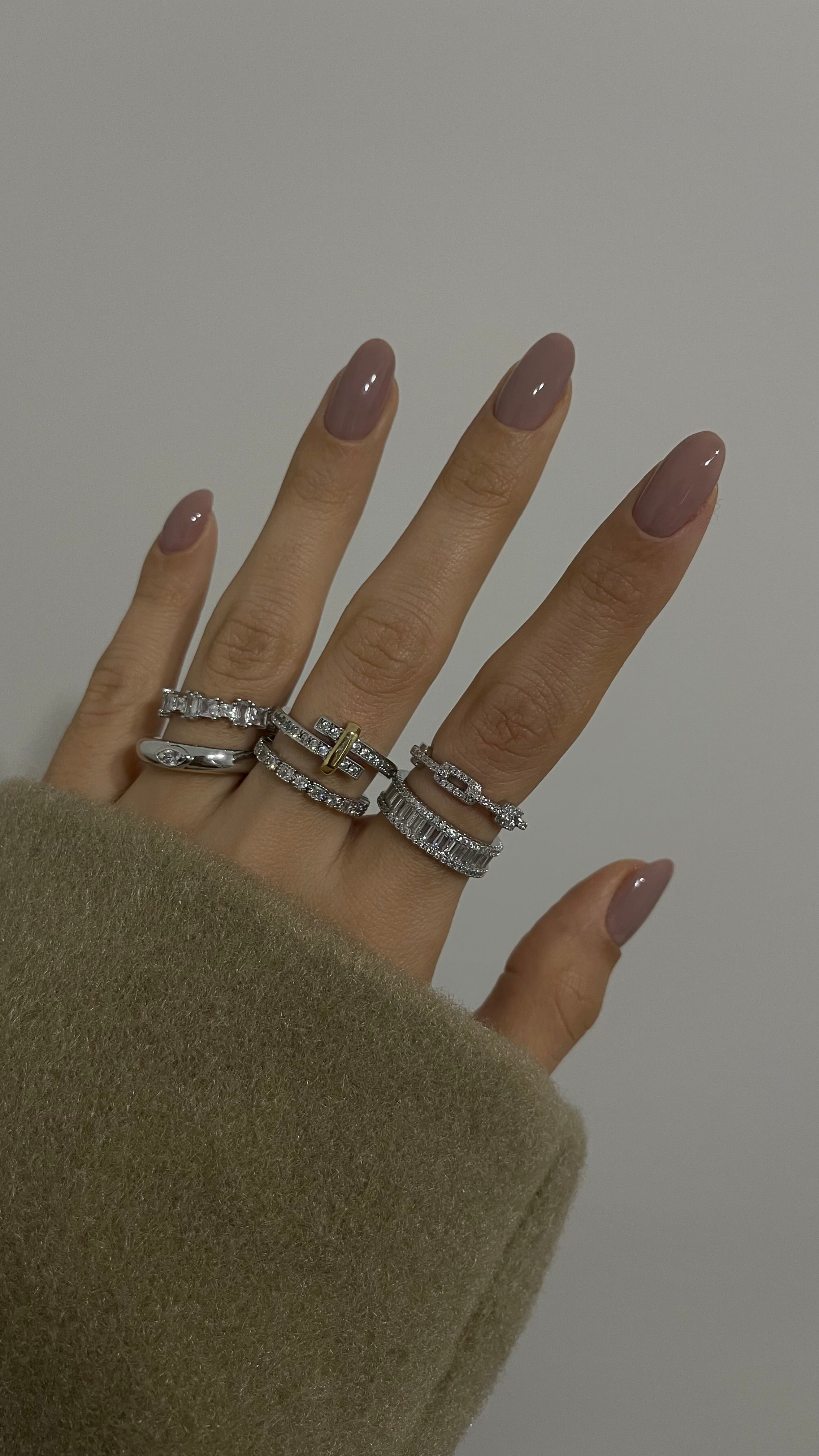 Karma taşlı yüzük