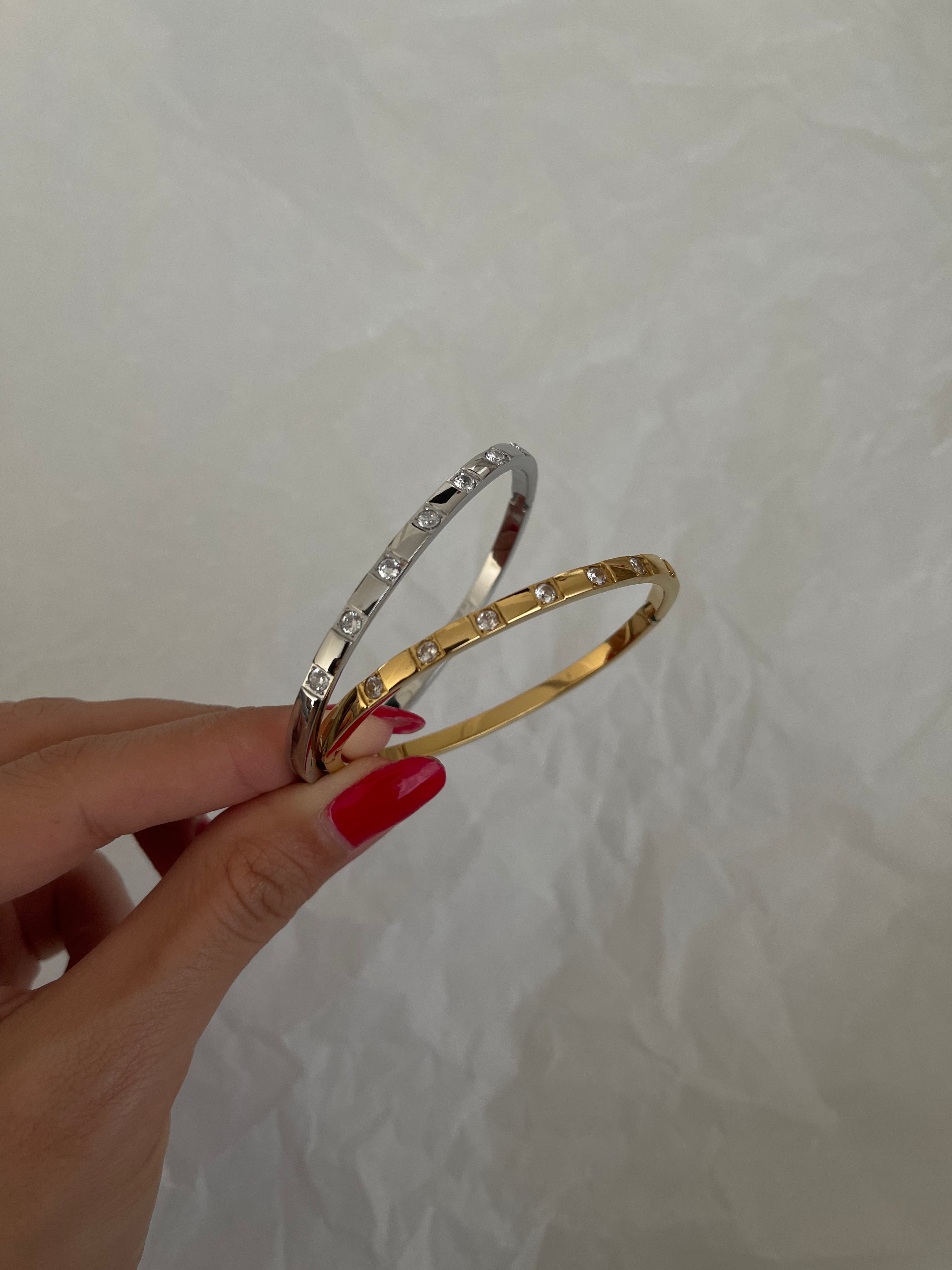 Çelik basic taşlı kelepçe