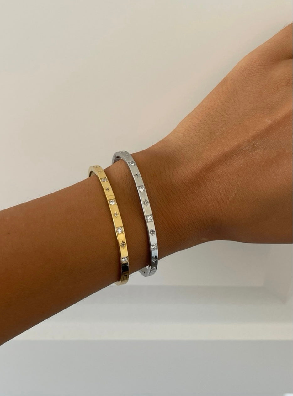 Çelik yıldız & taş kelepçe