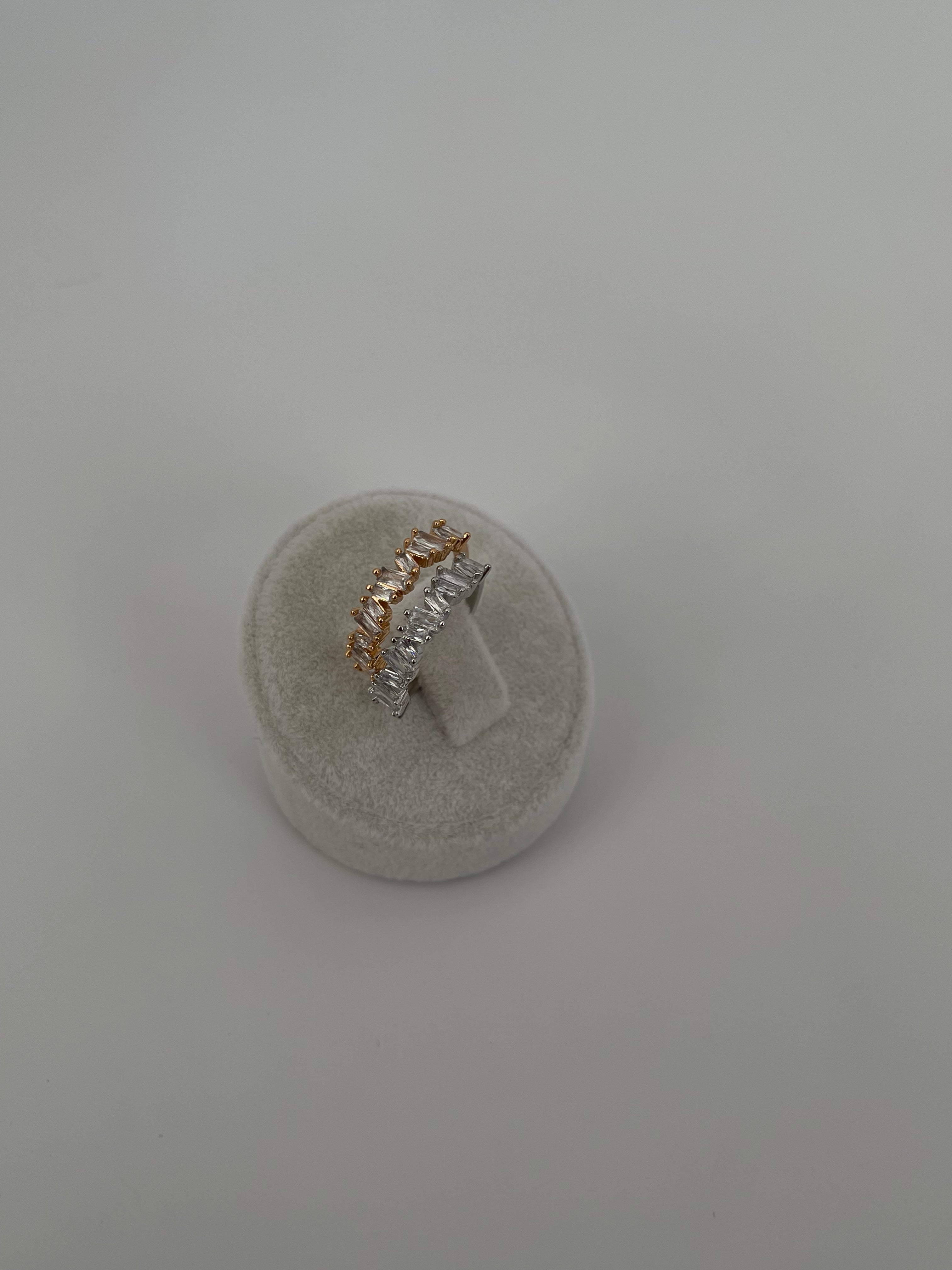 Kırık baget taş yüzük