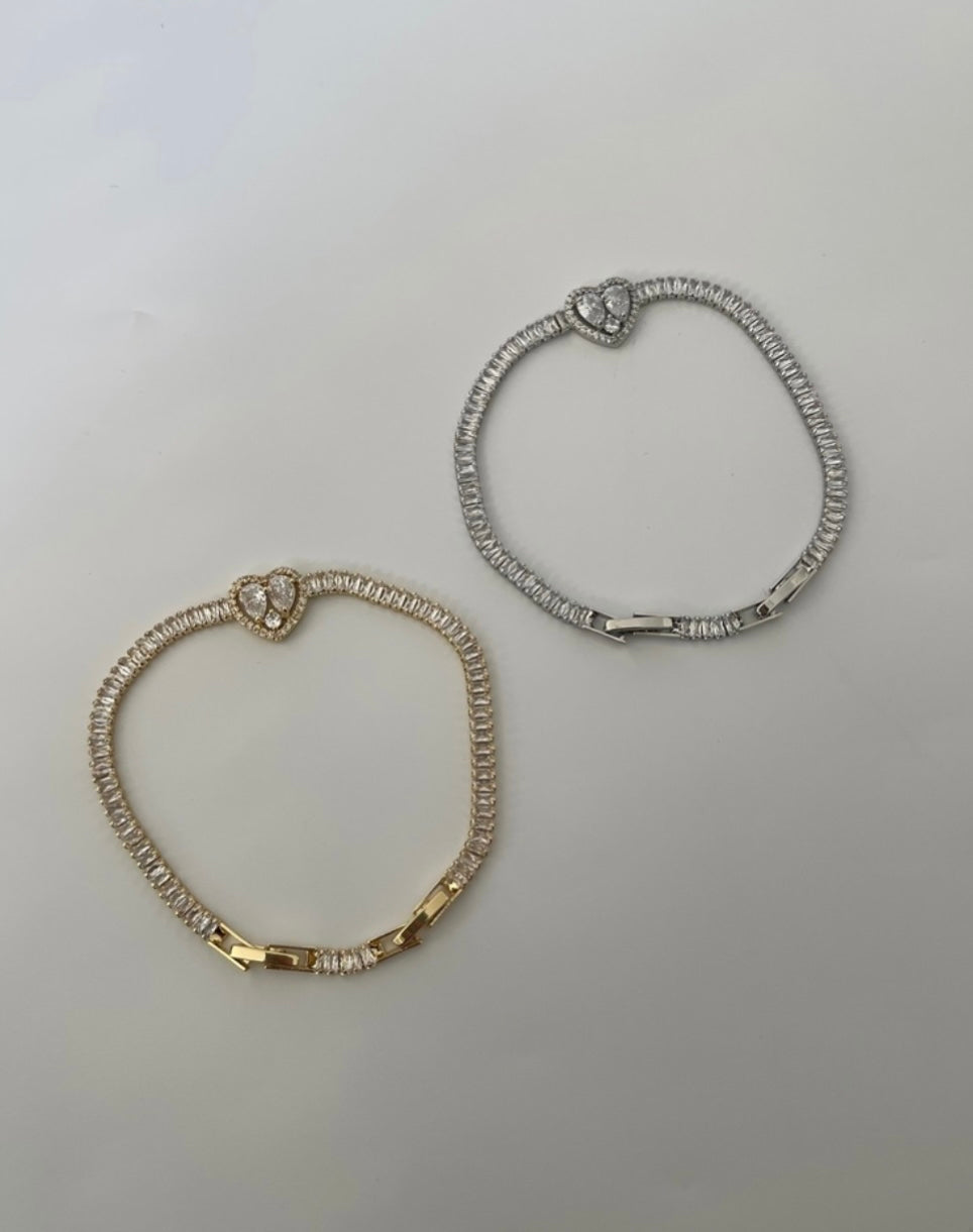 Kalpli baget taş bileklik