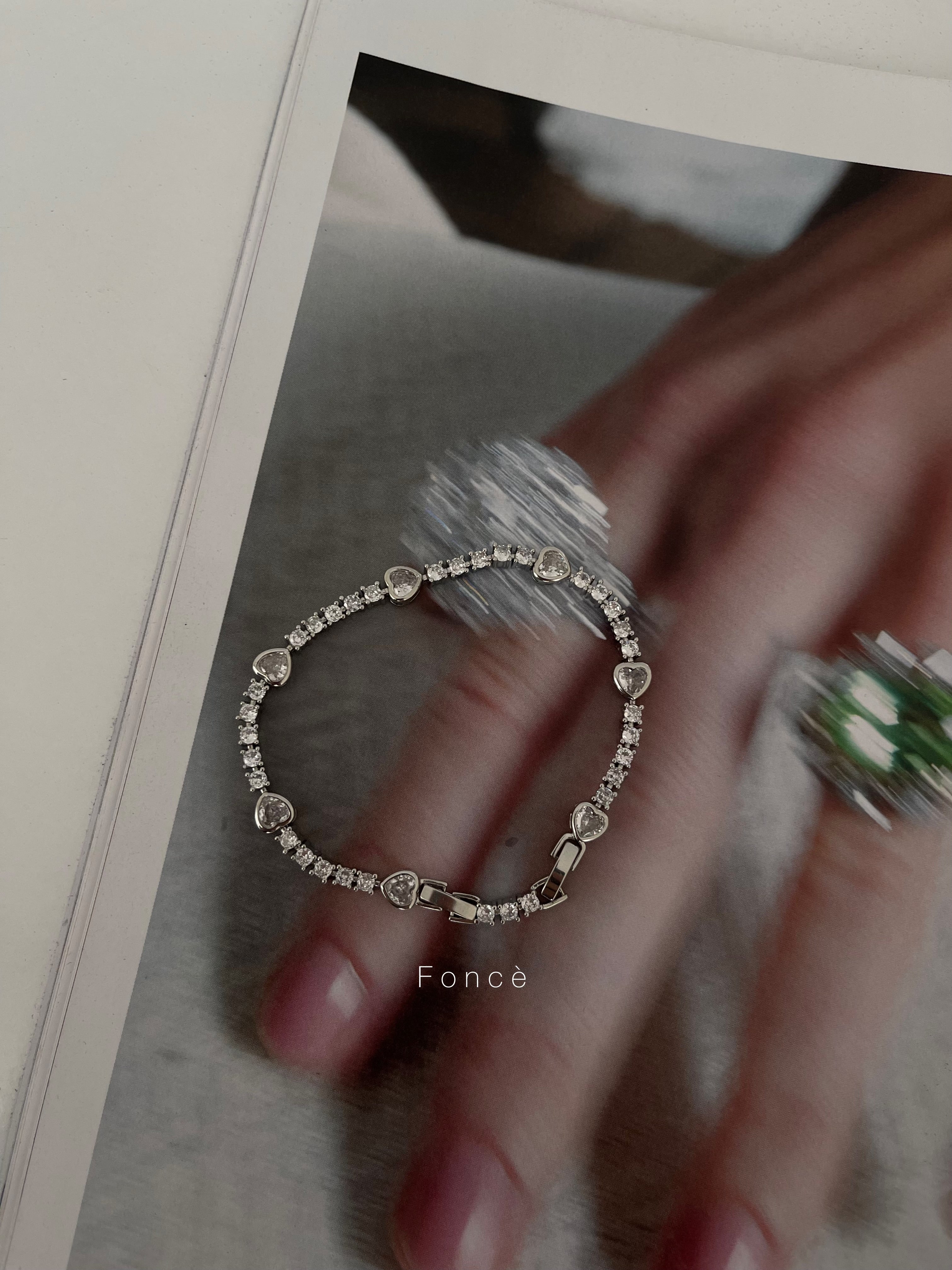 Vıp kalpli su yolu bileklik