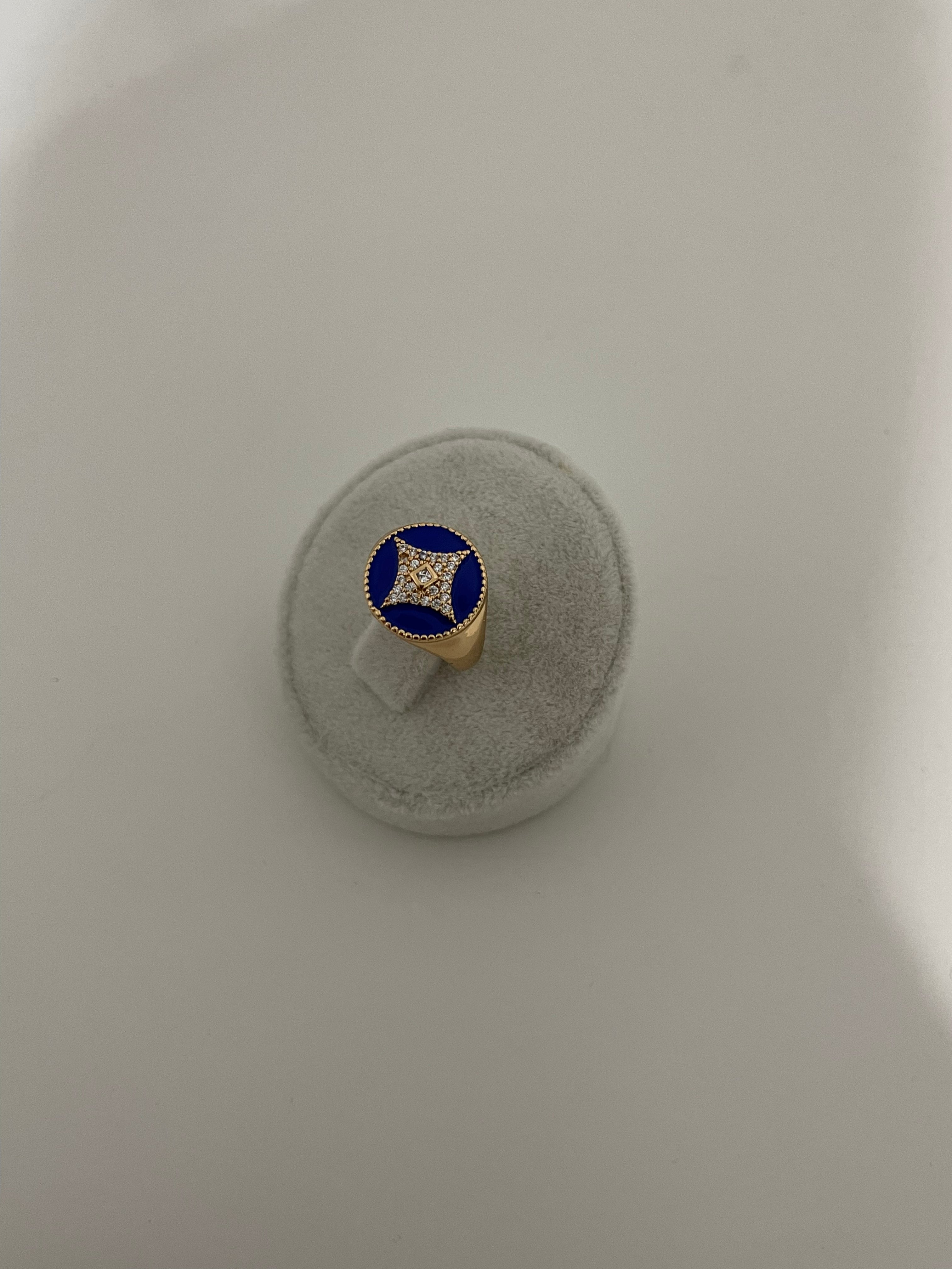 Lacivert plaka yüzük