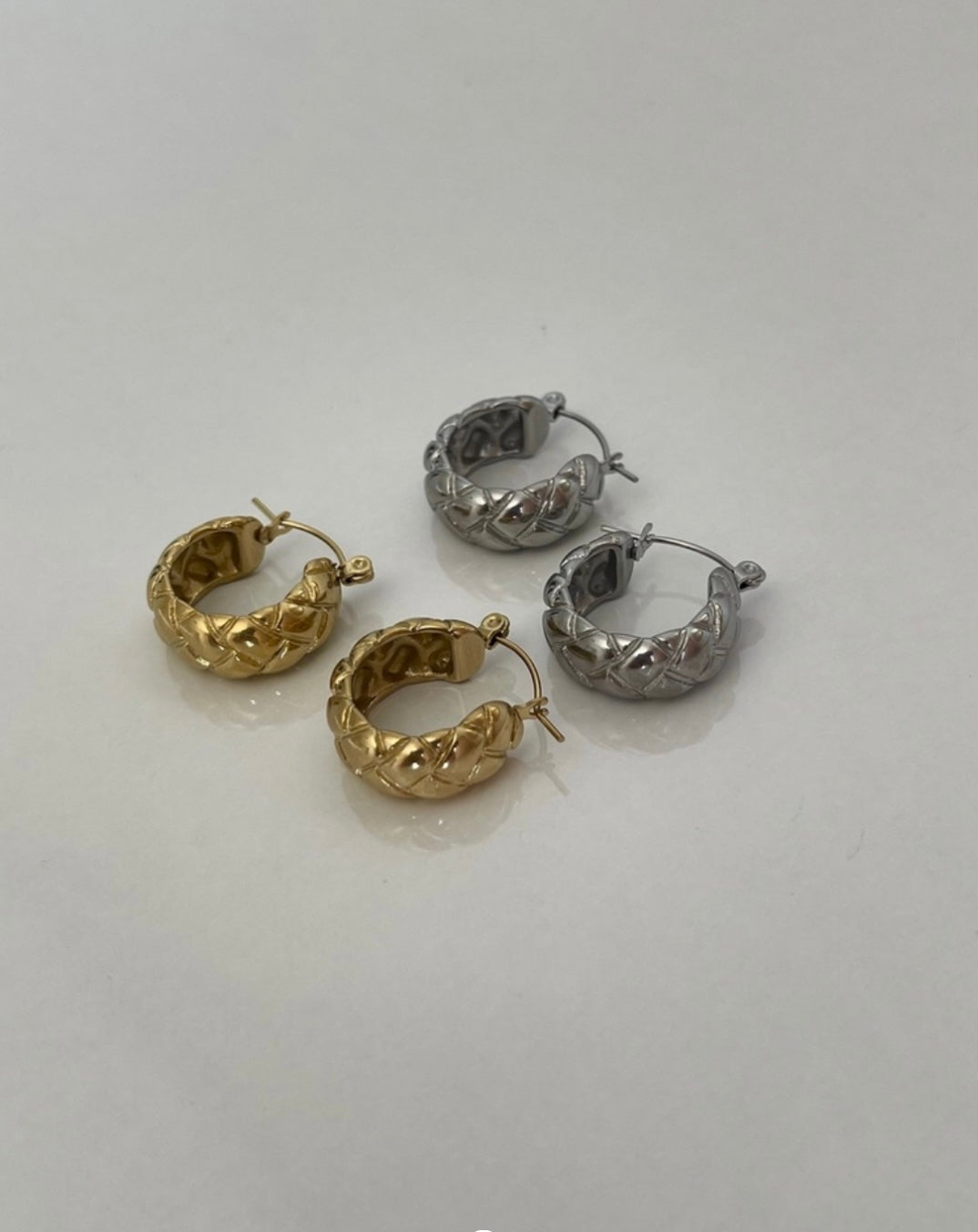 Çelik baklava desen küpe