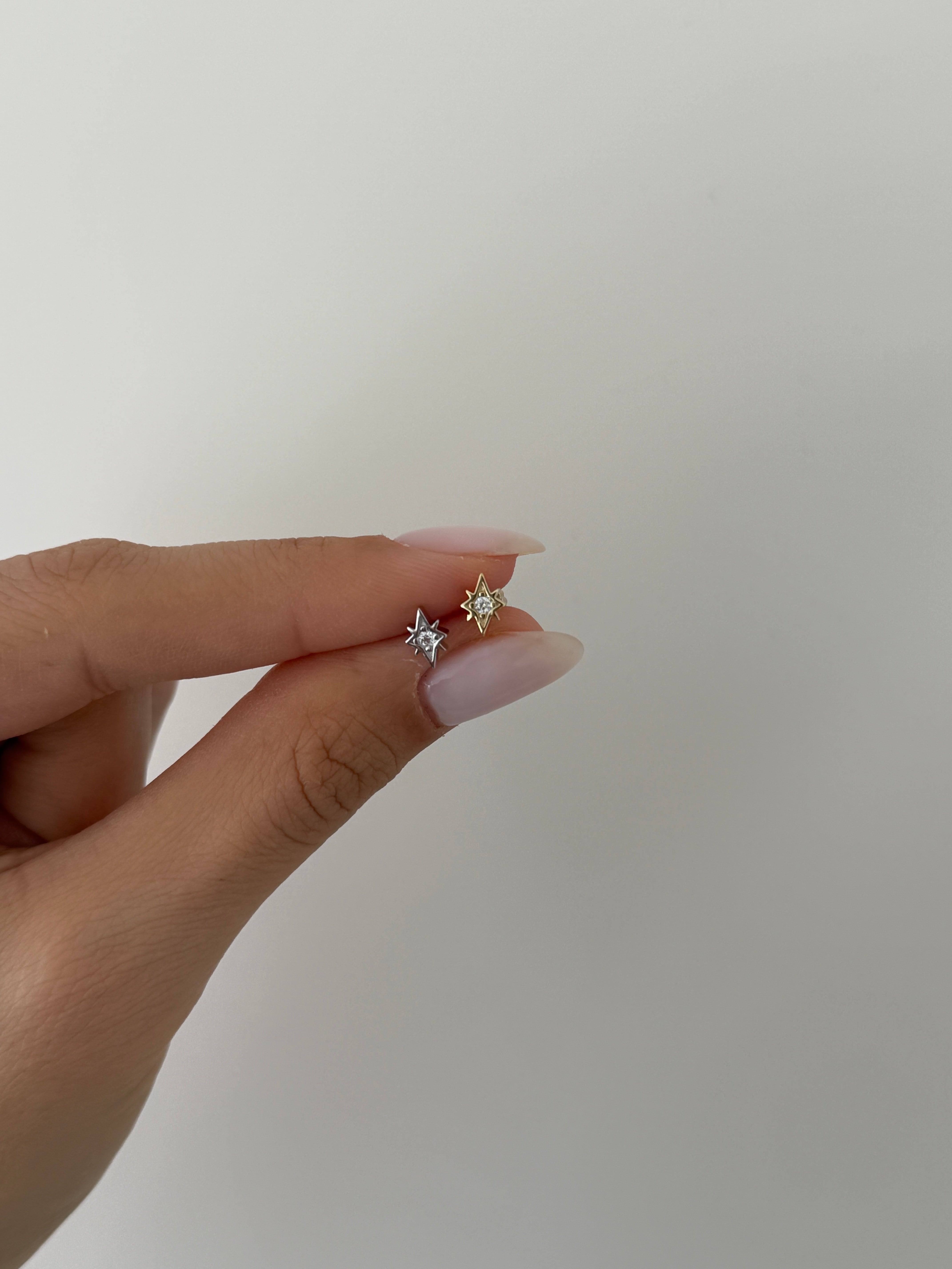 925 gümüş kenarlıklı kutup yıldızı piercing