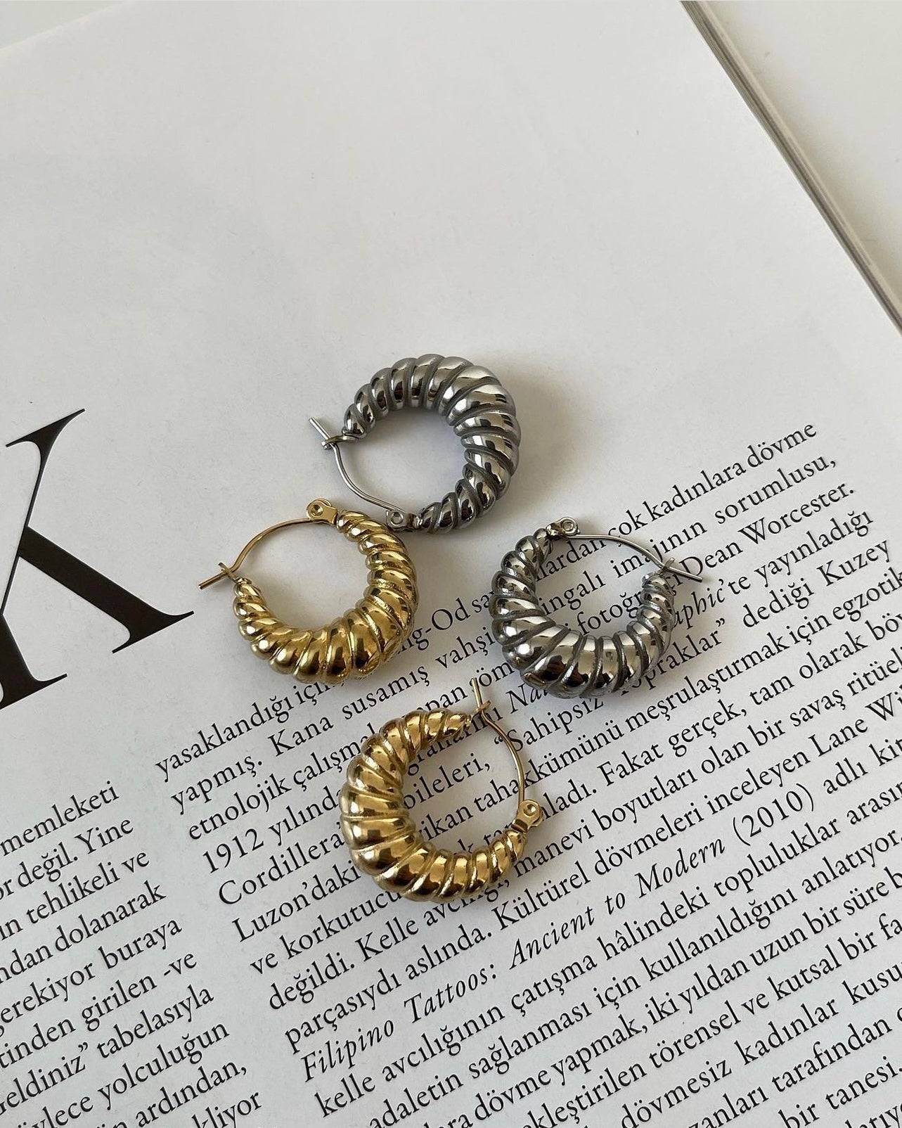 Çelik orta boy burgu küpe