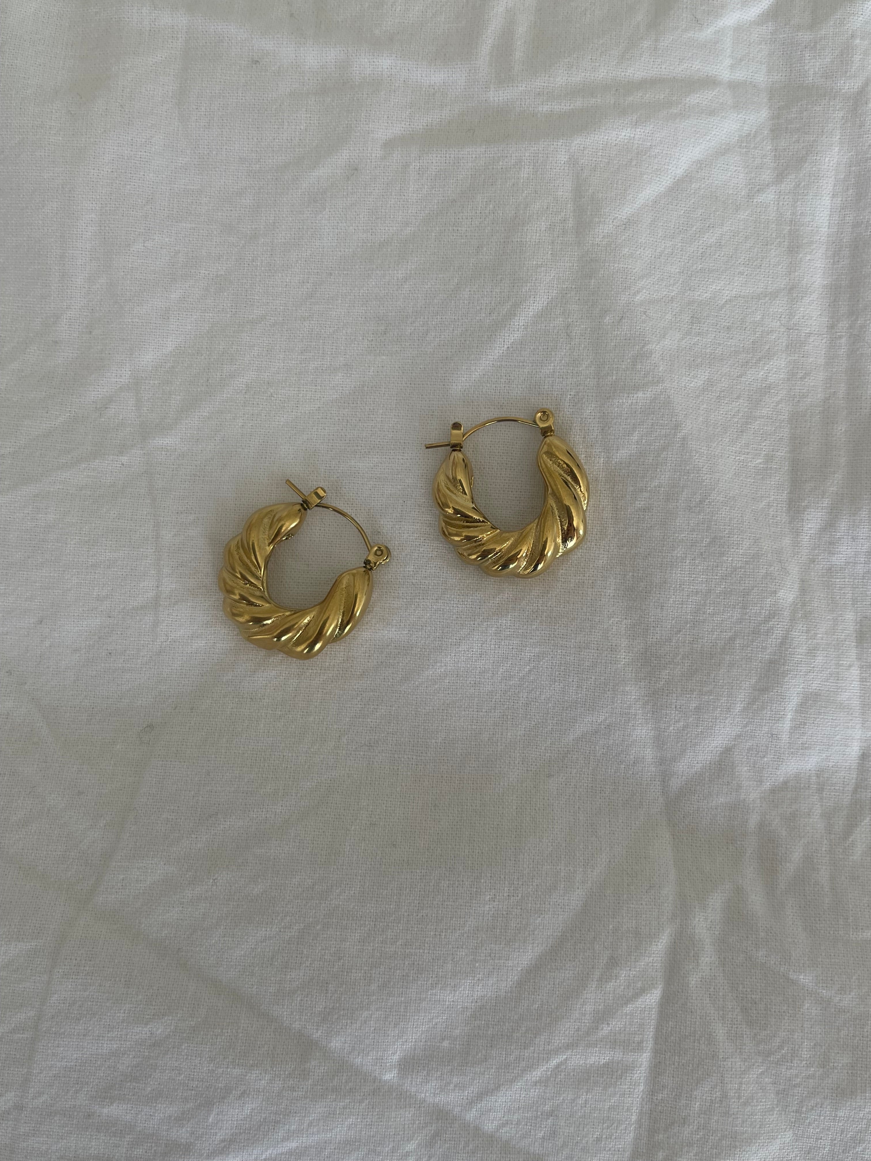 Çelik 90’s burma küpe