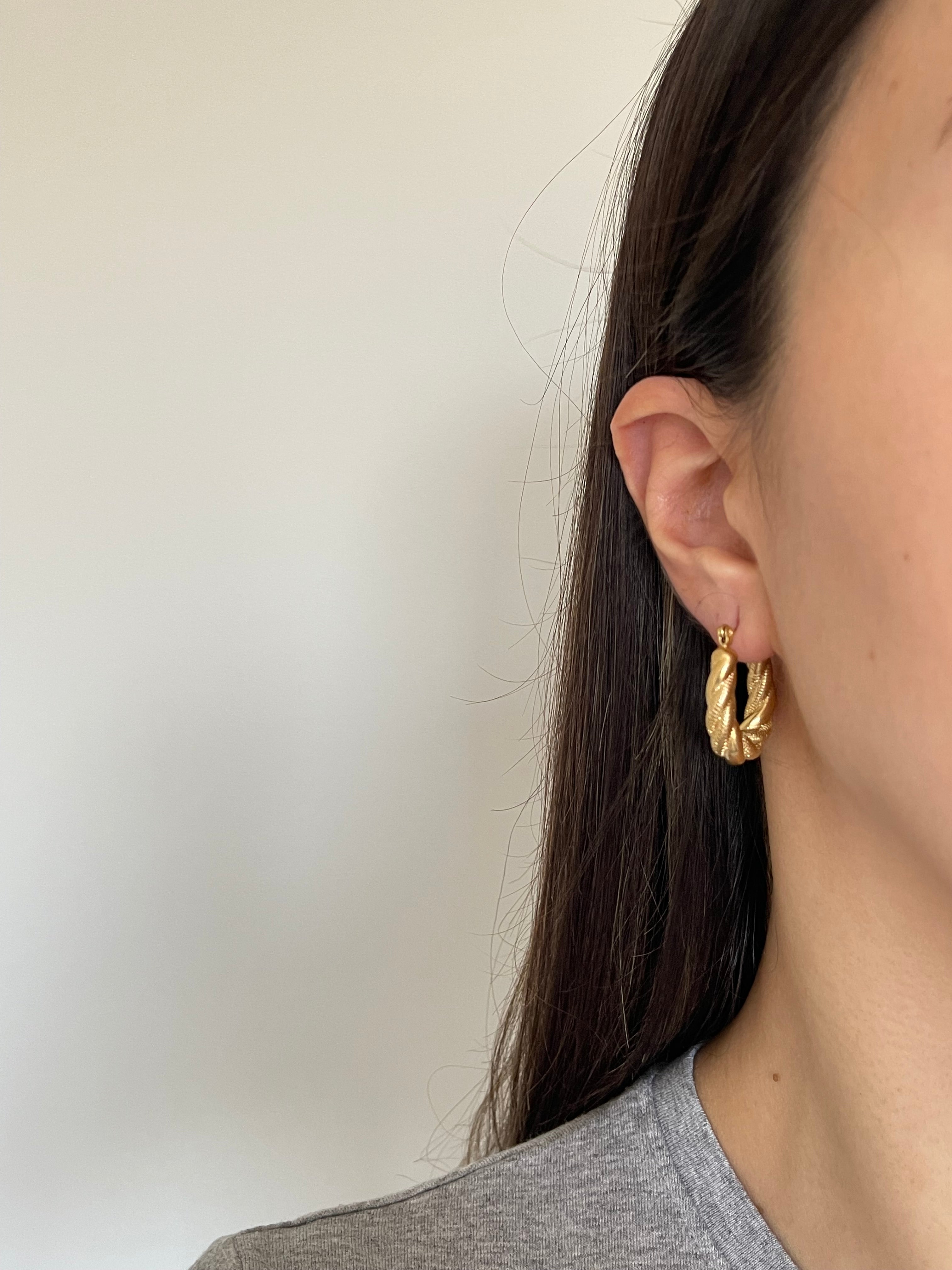 Çelik oval burgu küpe