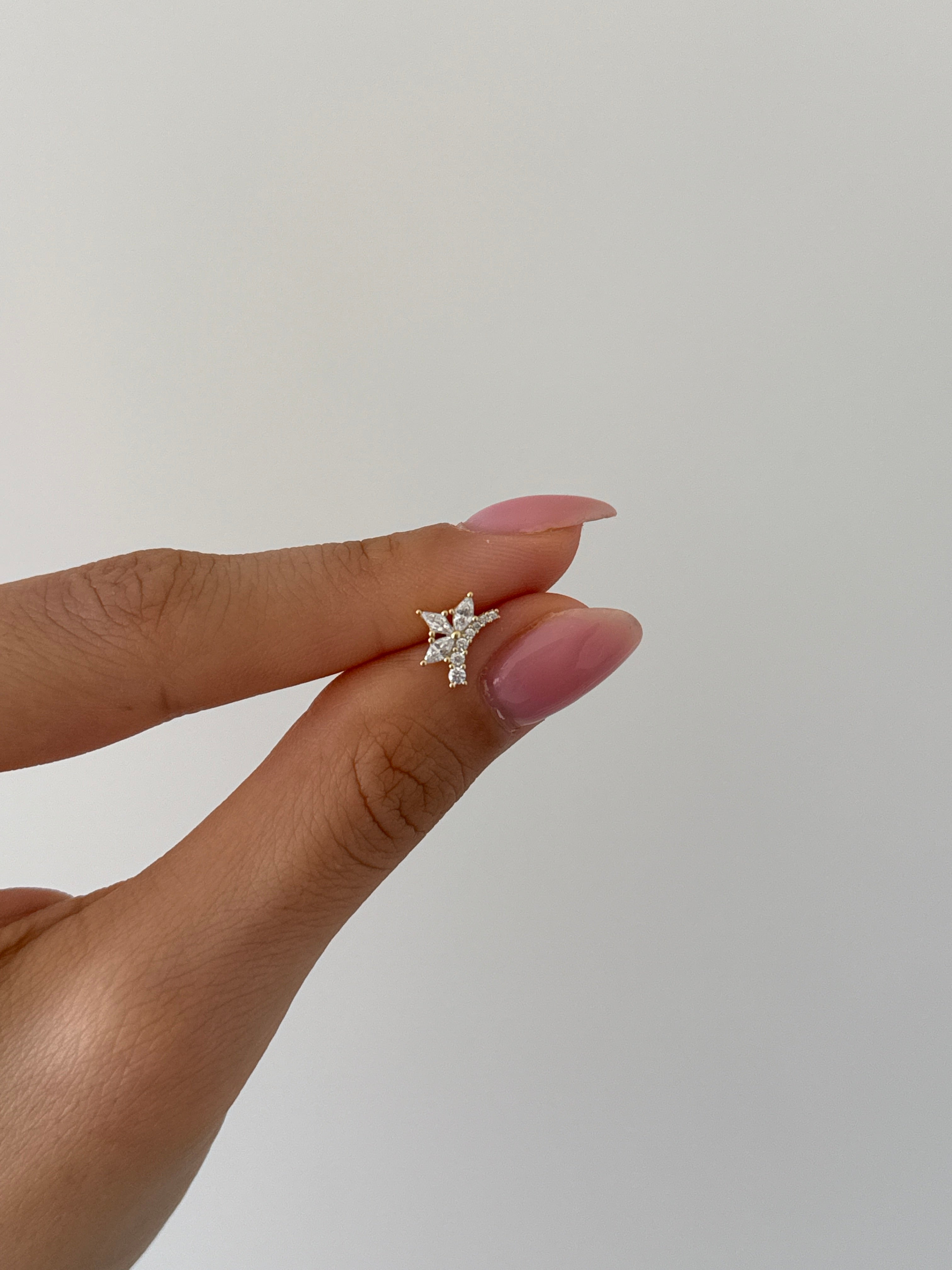 925 gümüş karma sembol taşlı piercing