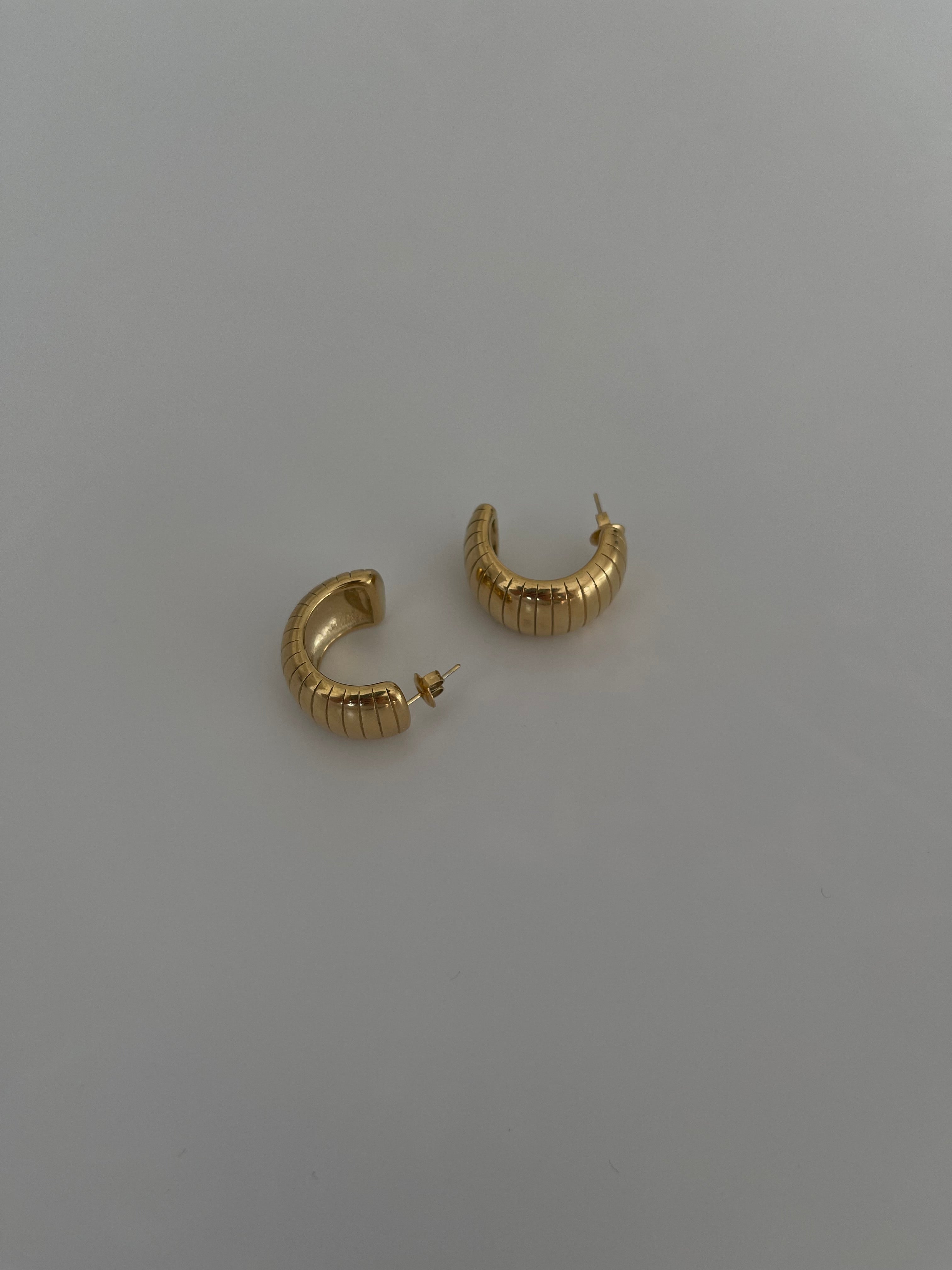 Çelik çizgili kalın halka küpe