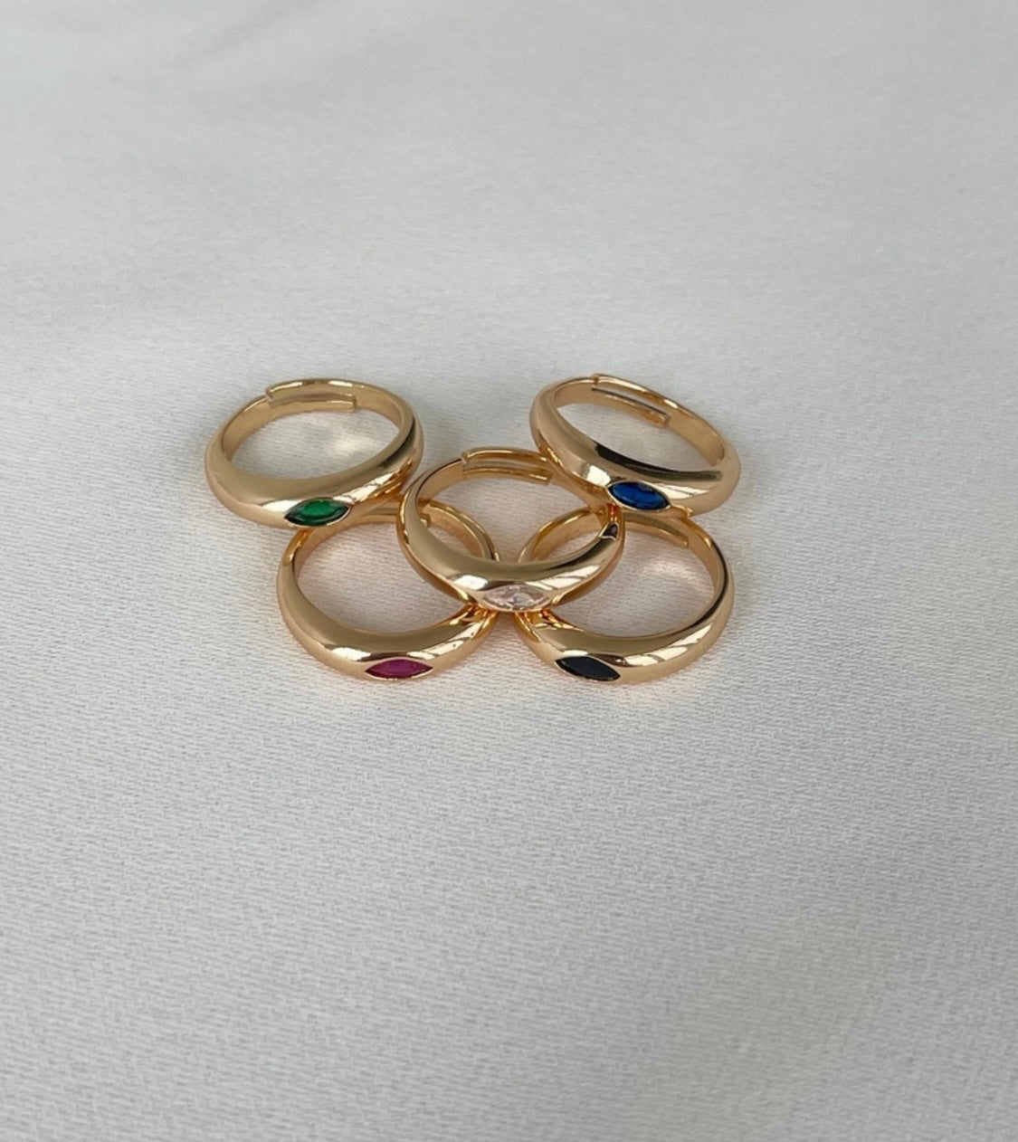 Bombeli basic taş yüzük