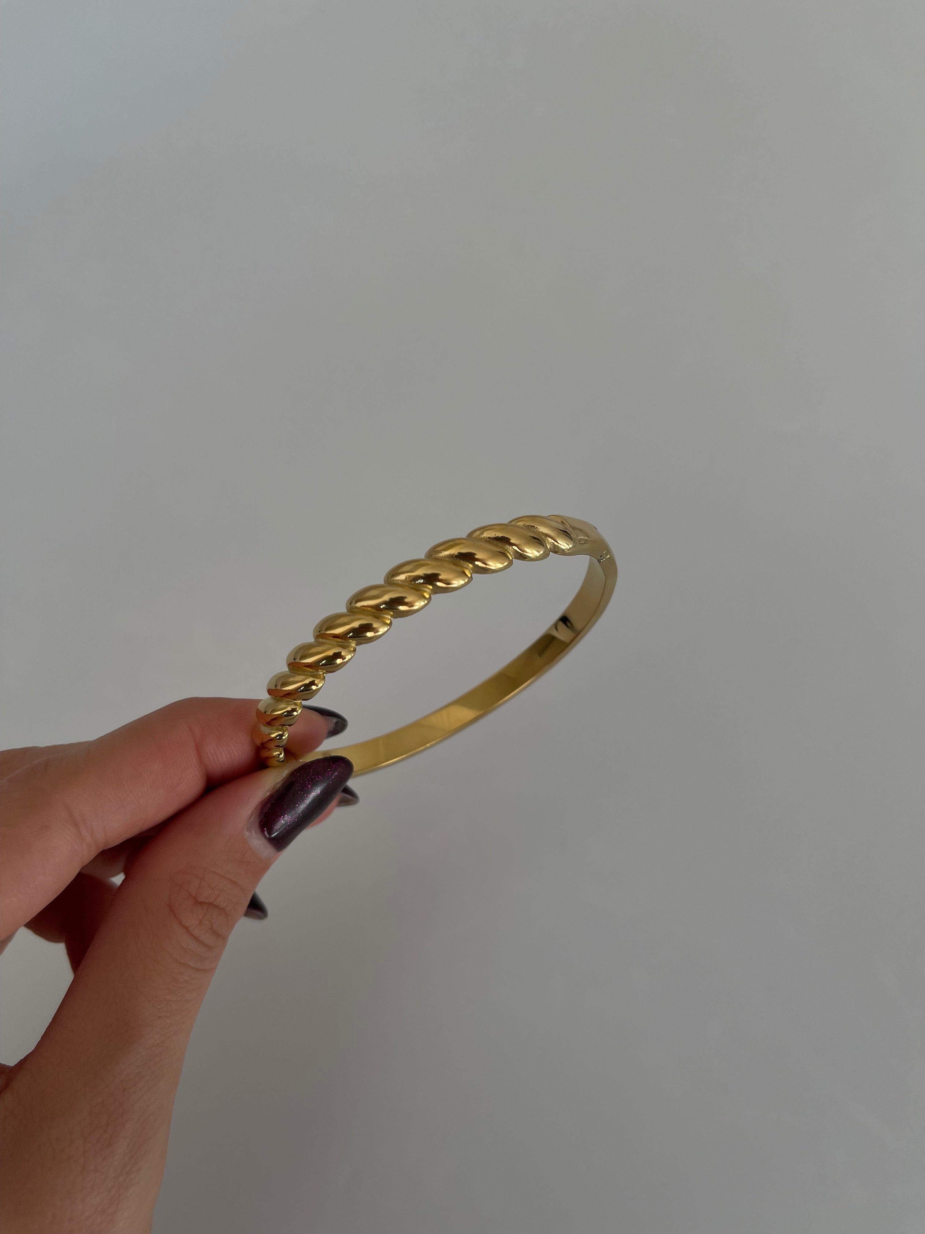 Çelik burgu kelepçe