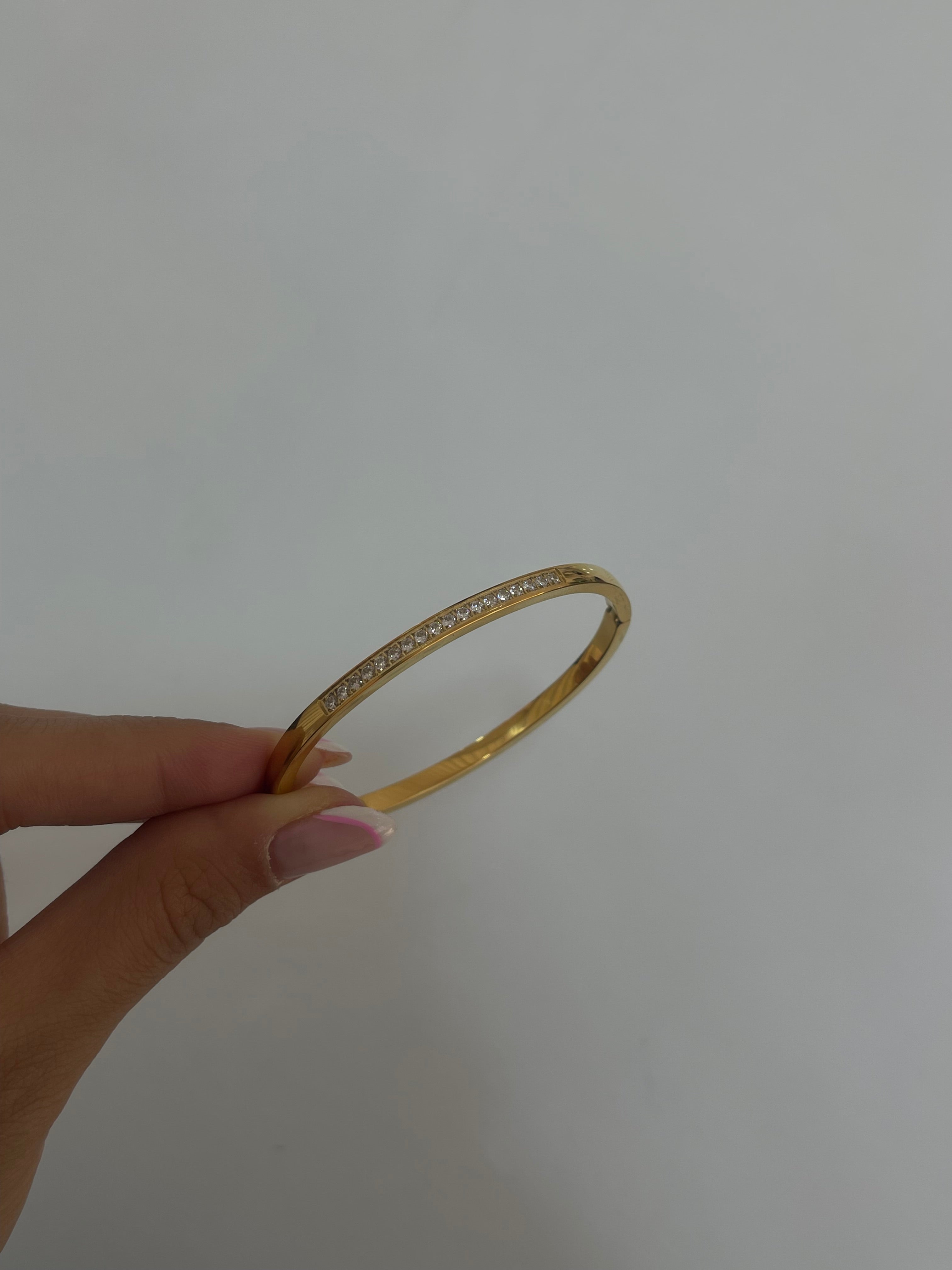 Mini taş basic kelepçe