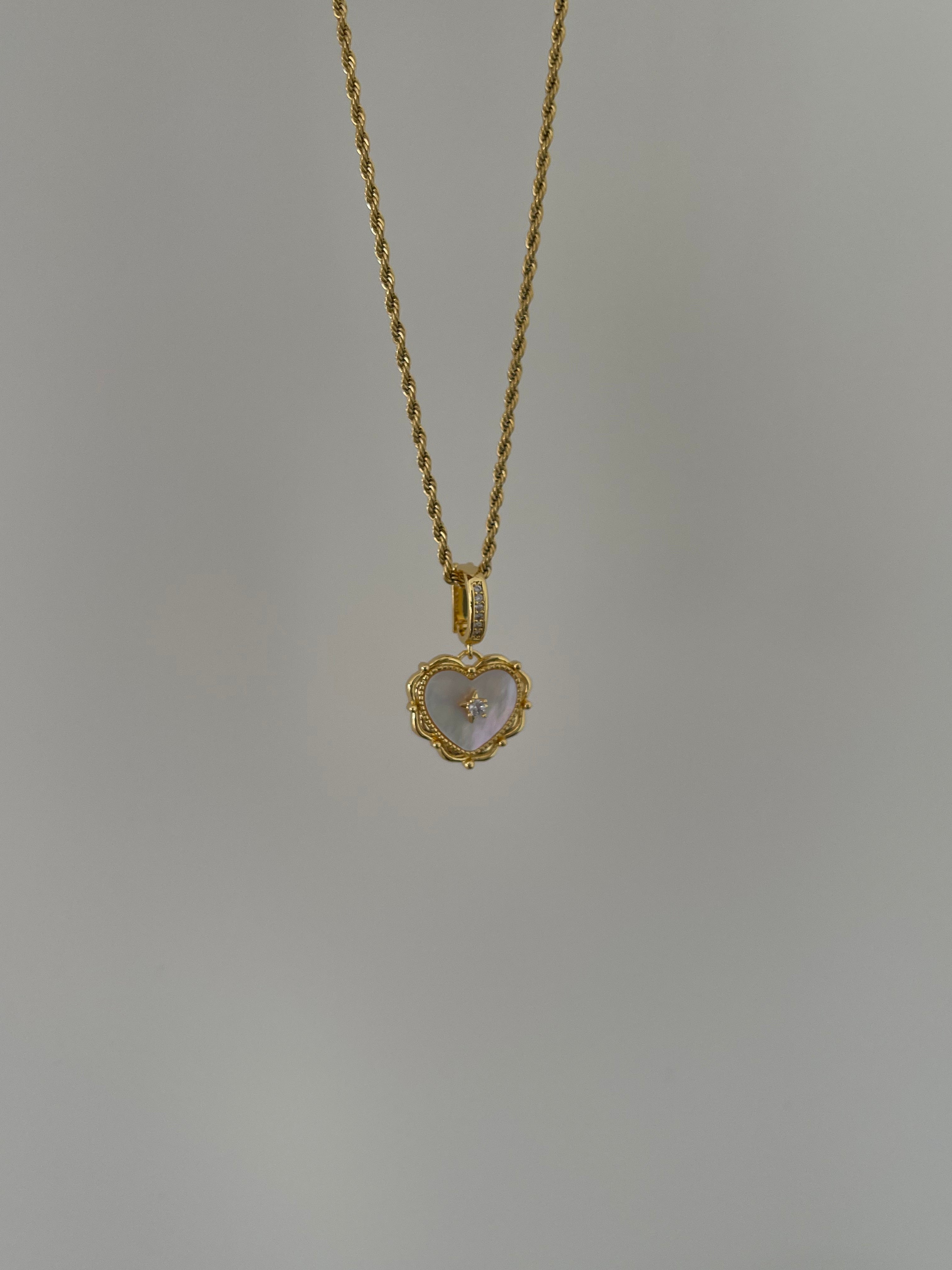 Çelik vintage heart kolye