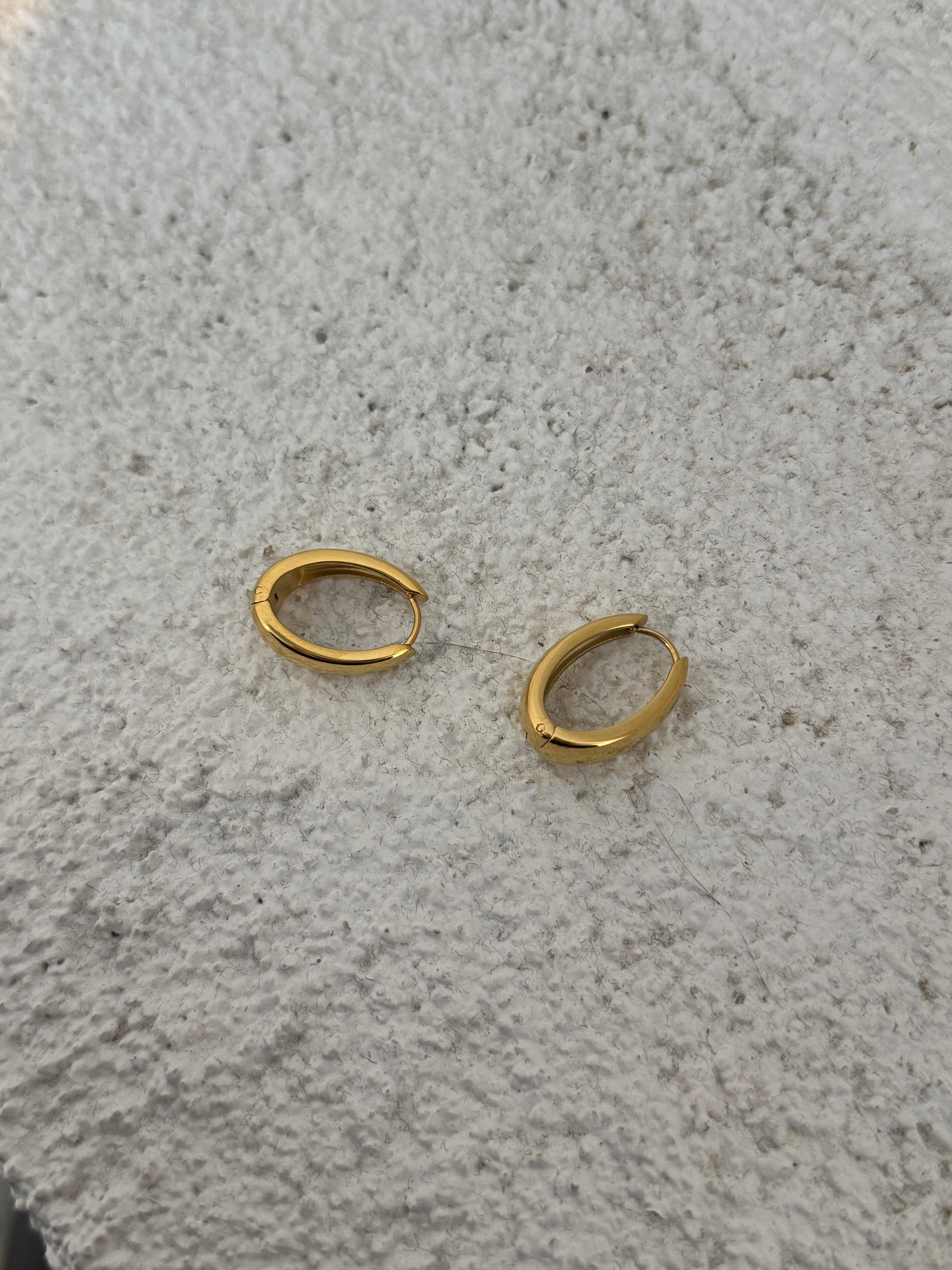 Çelik oval basic küpe