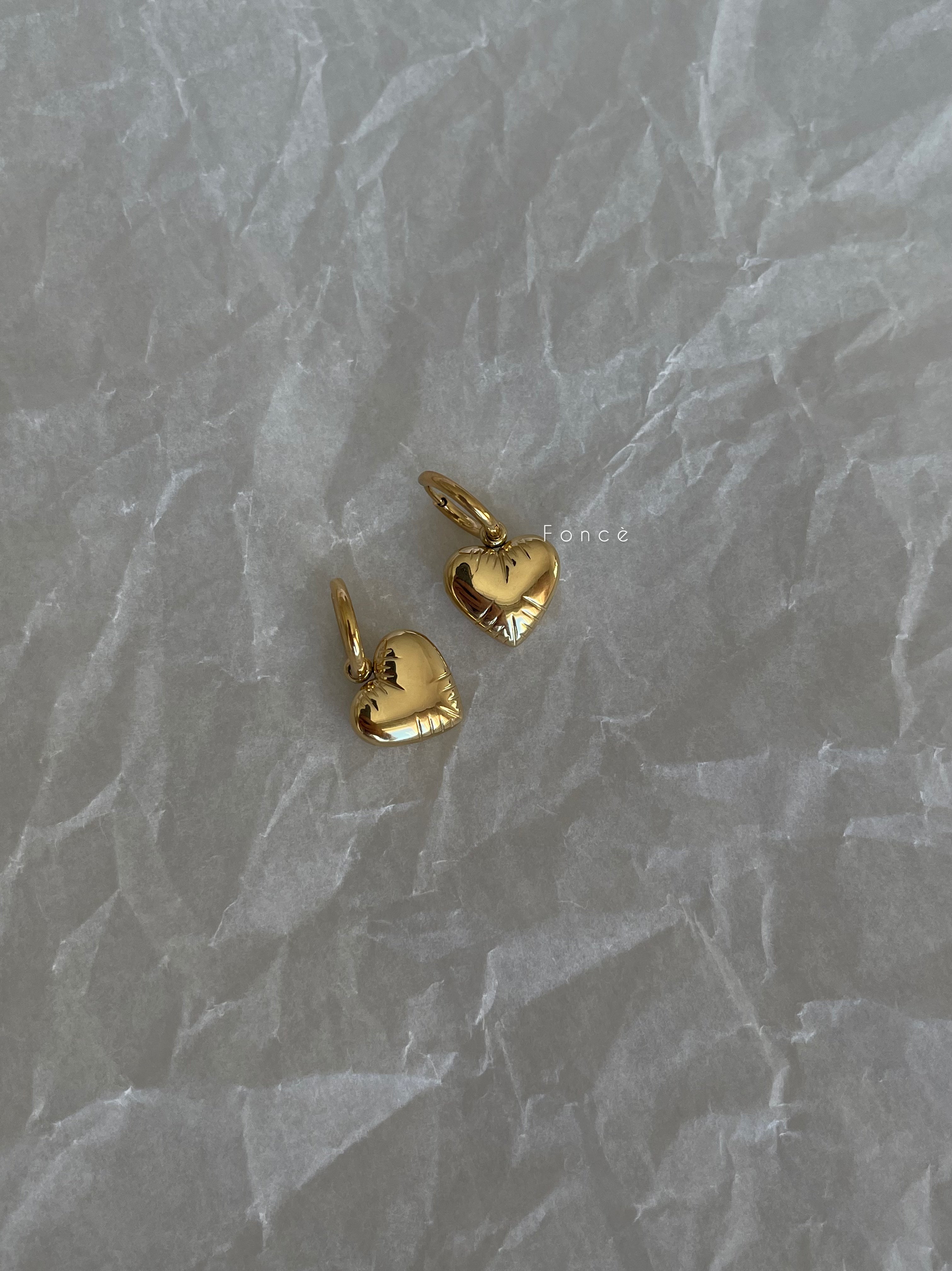 Çelik bombe kalp küpe