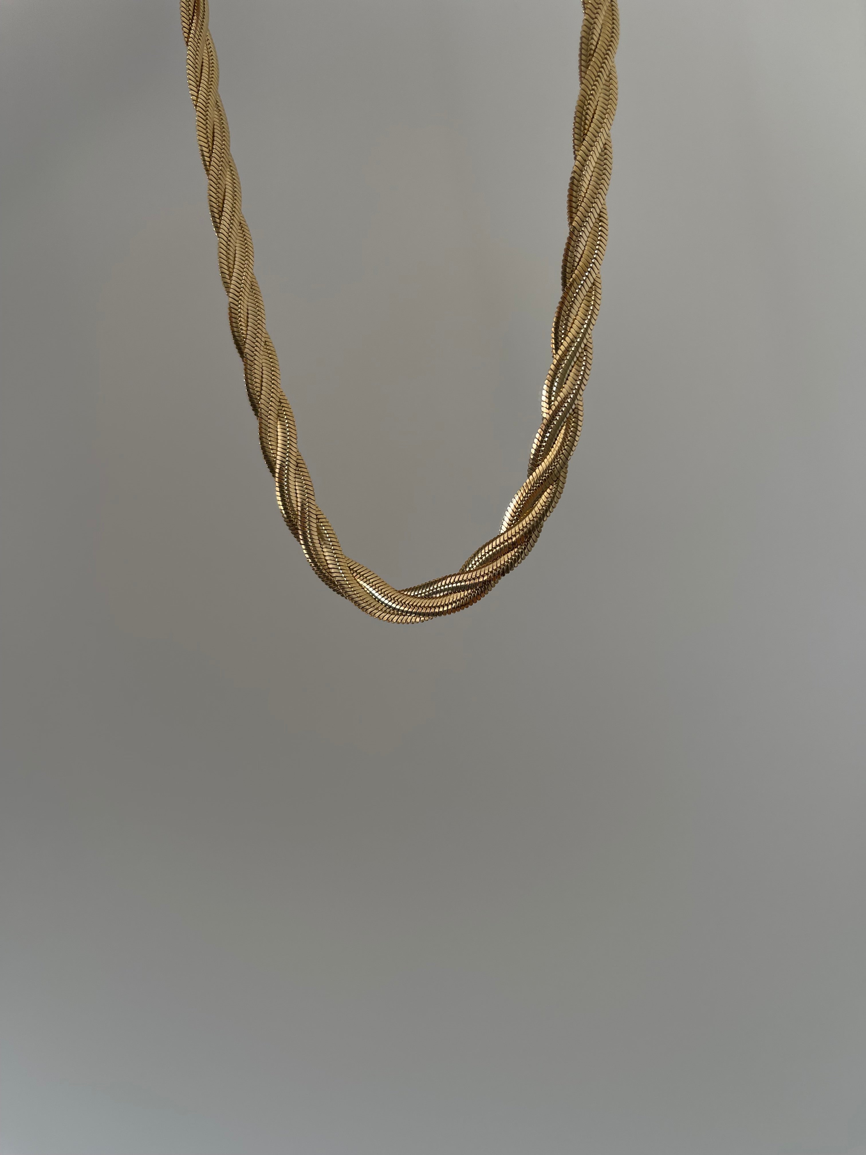 Çelik örgü zincir kolye