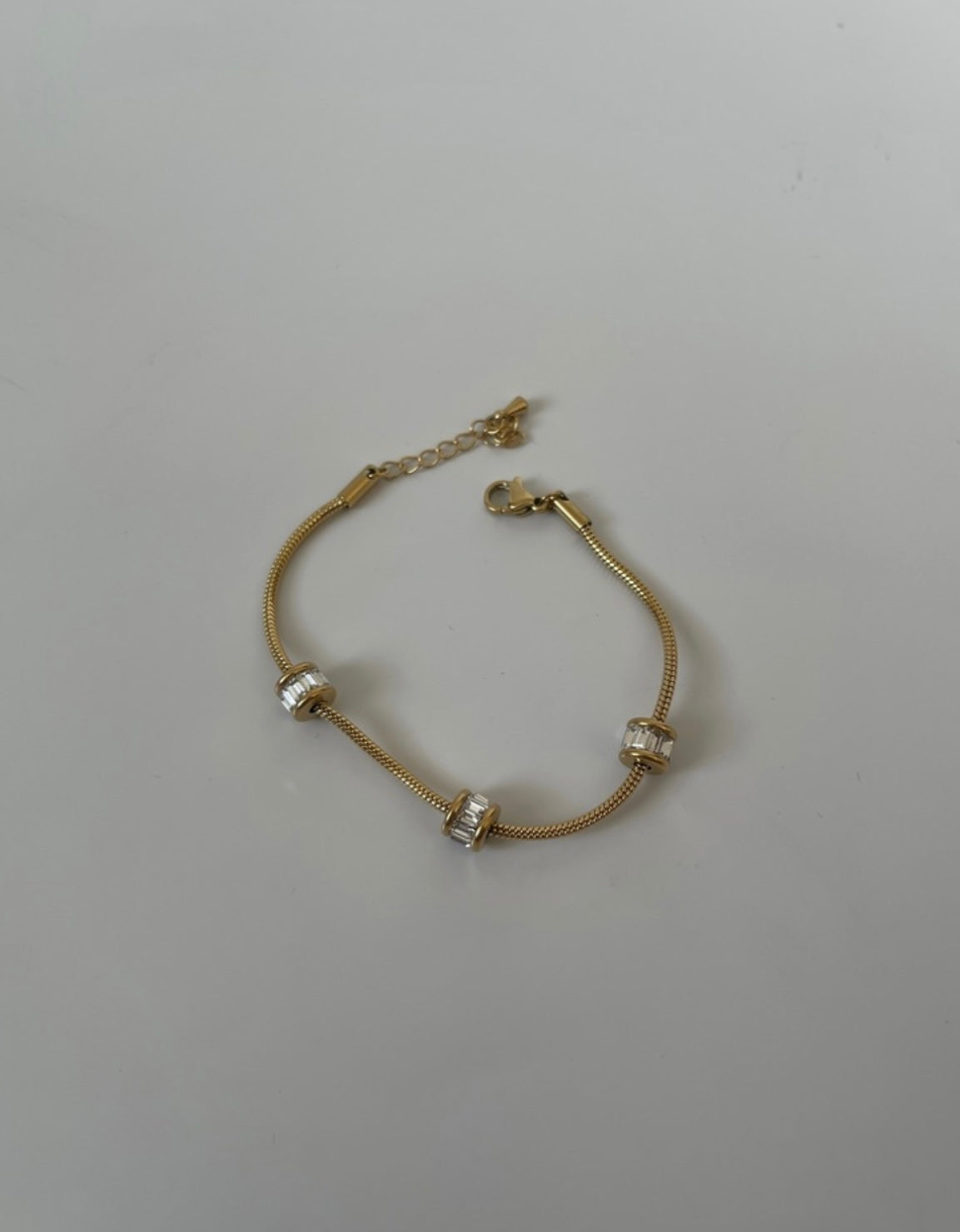 Çelik silindir taşlı bileklik