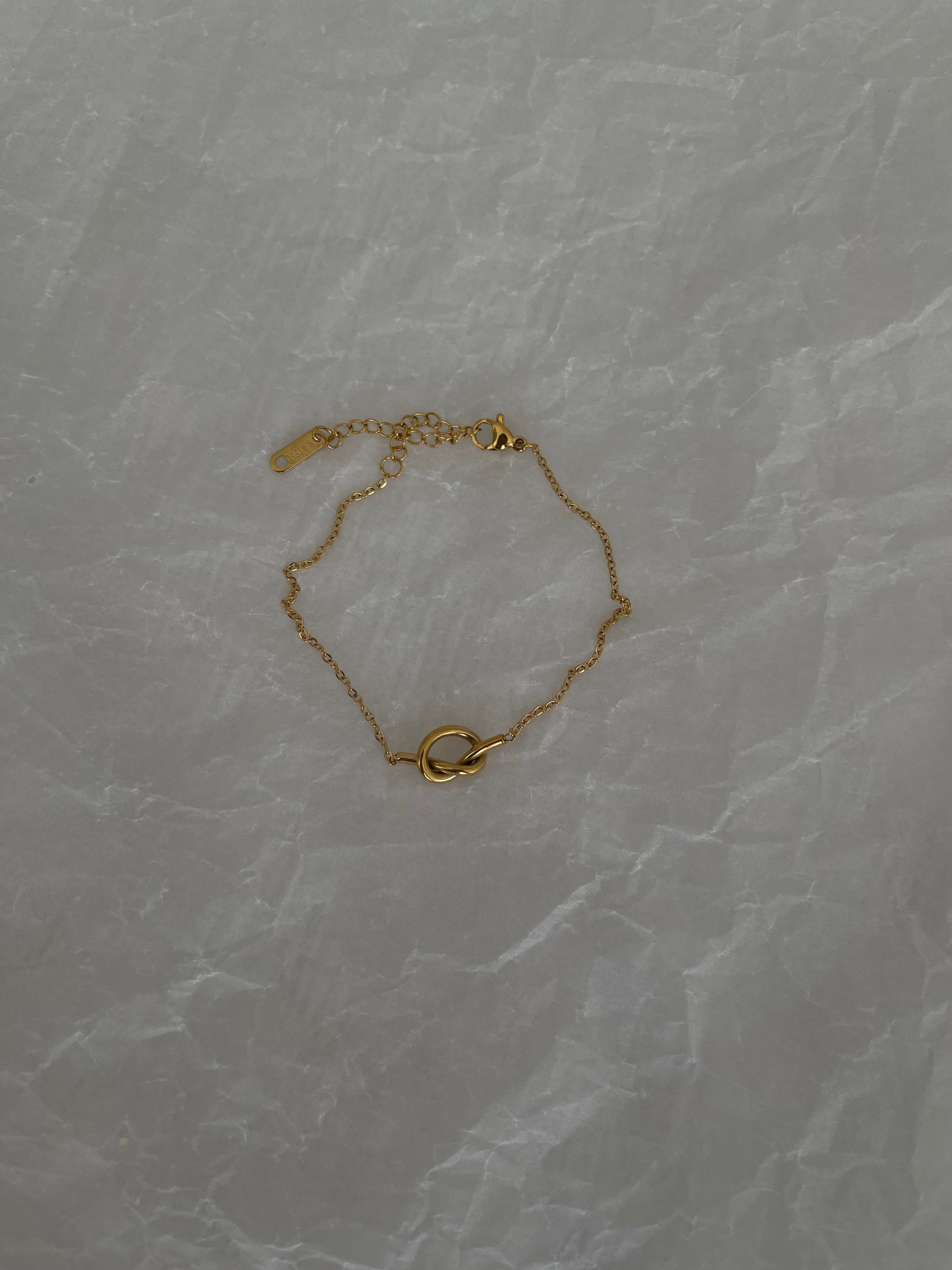 Çelik basic düğüm bileklik