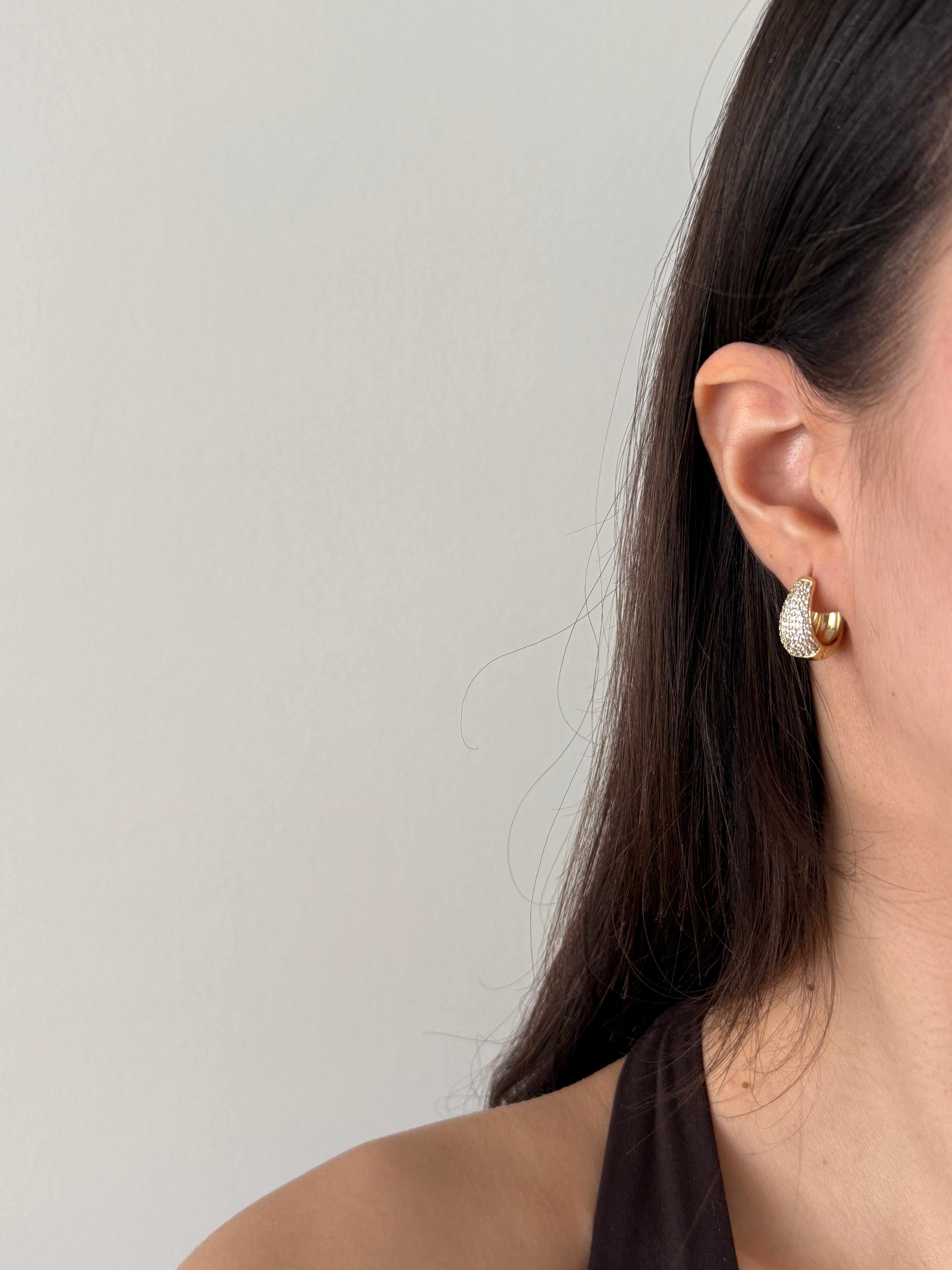 Xuping taşlı bombe halka küpe