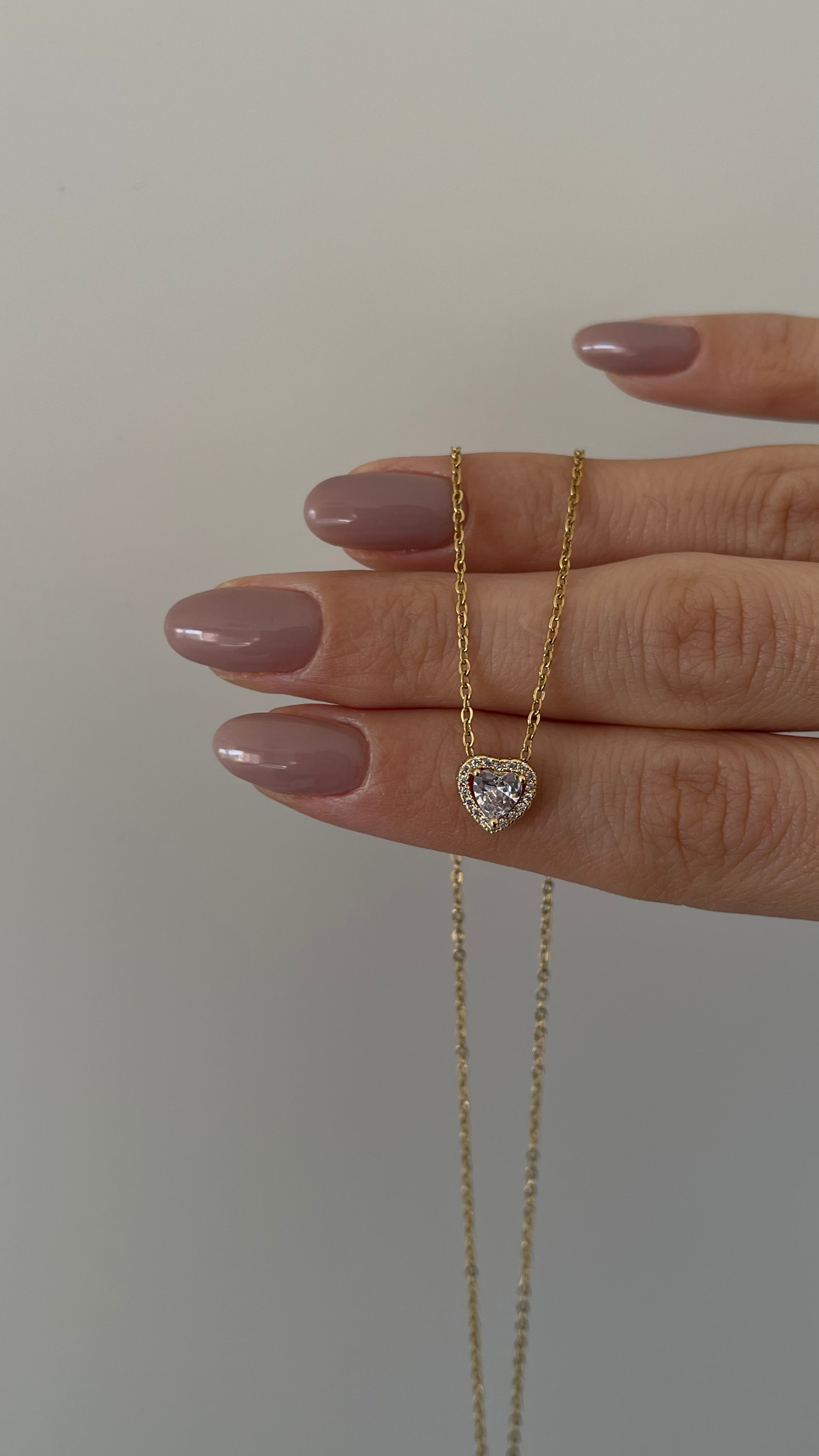 Çelik taşlı minimal kalp kolye