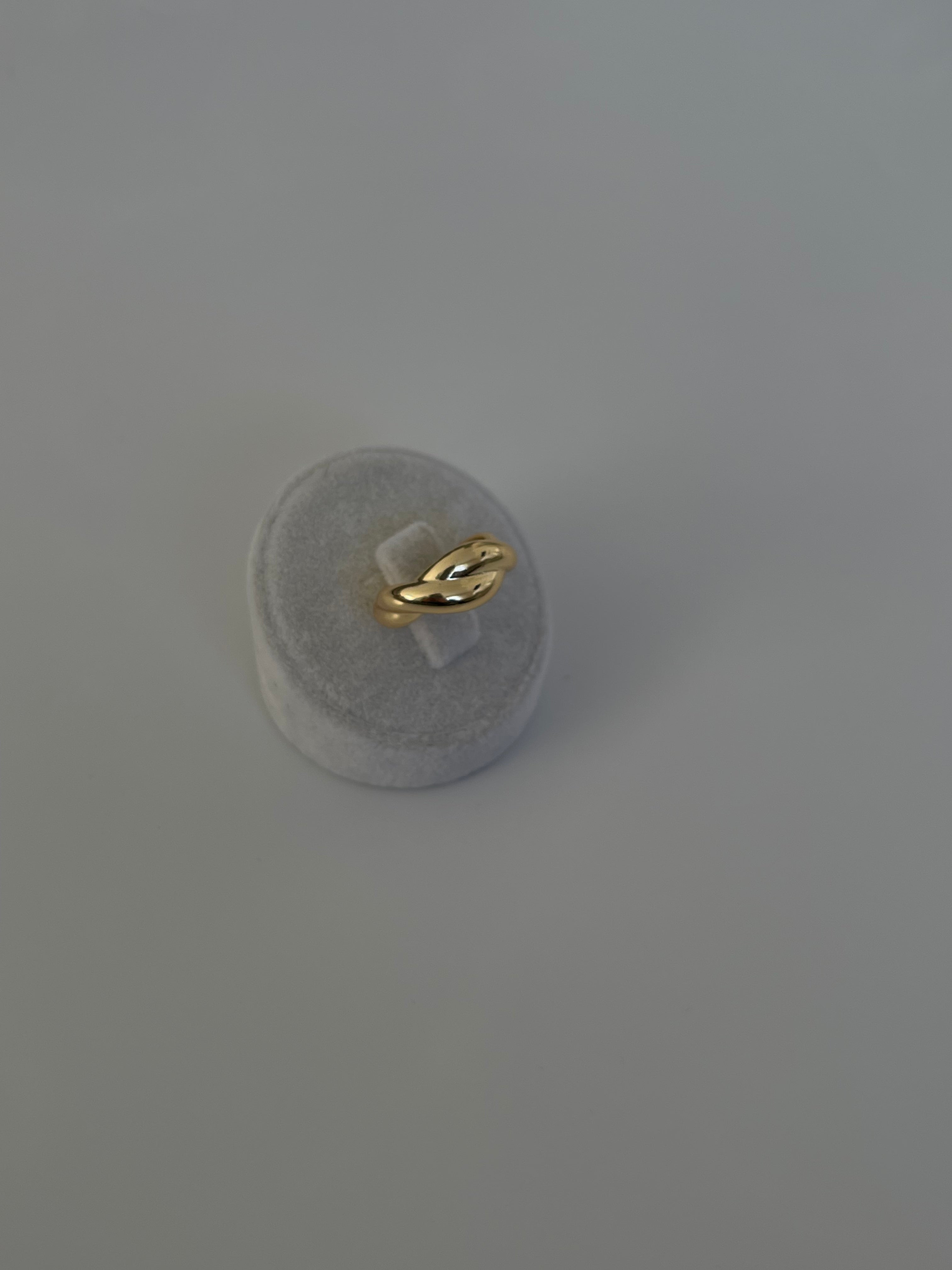 Geniş örgü yüzük