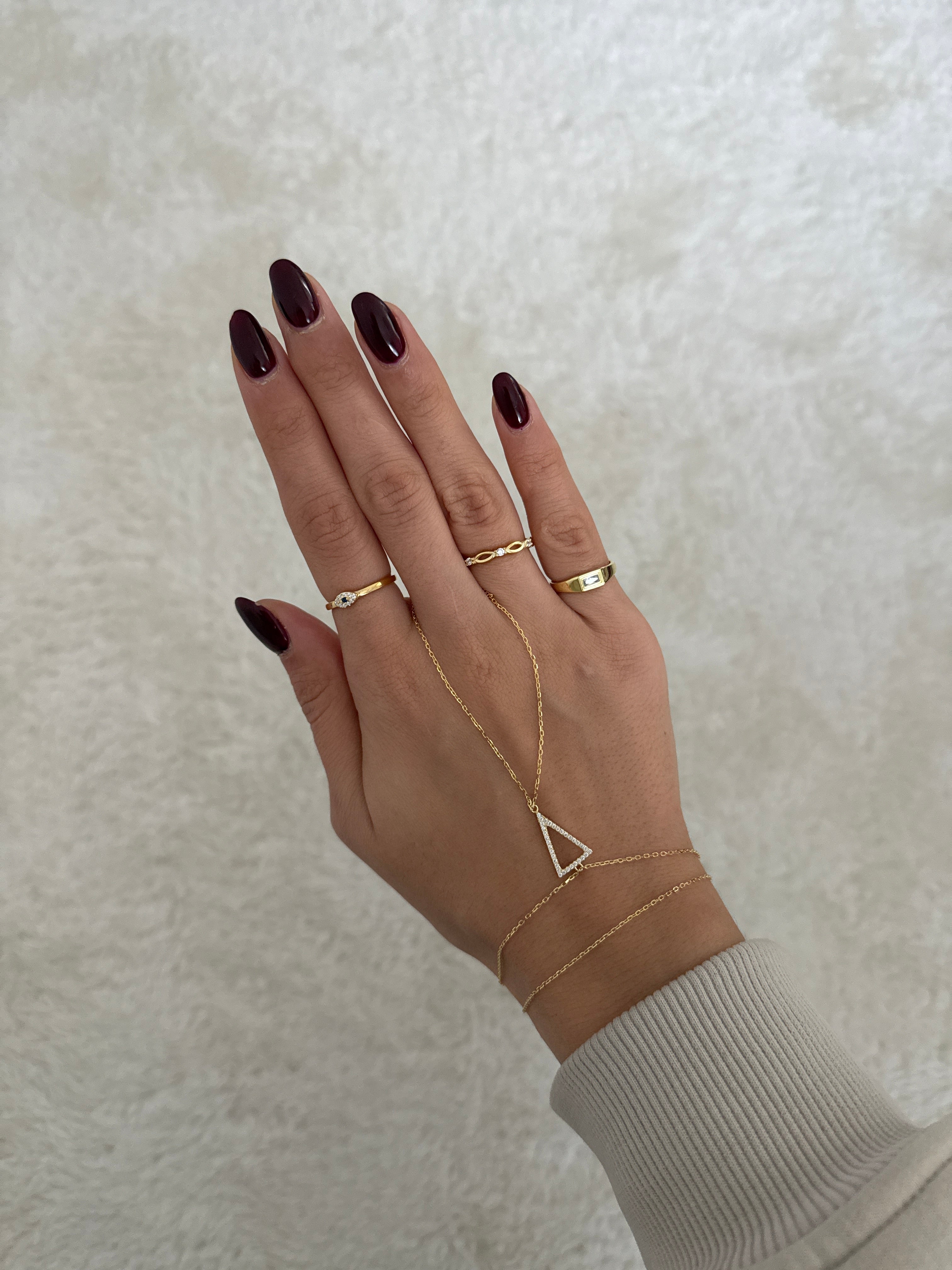 925 gümüş taşlı üçgen şahmeran