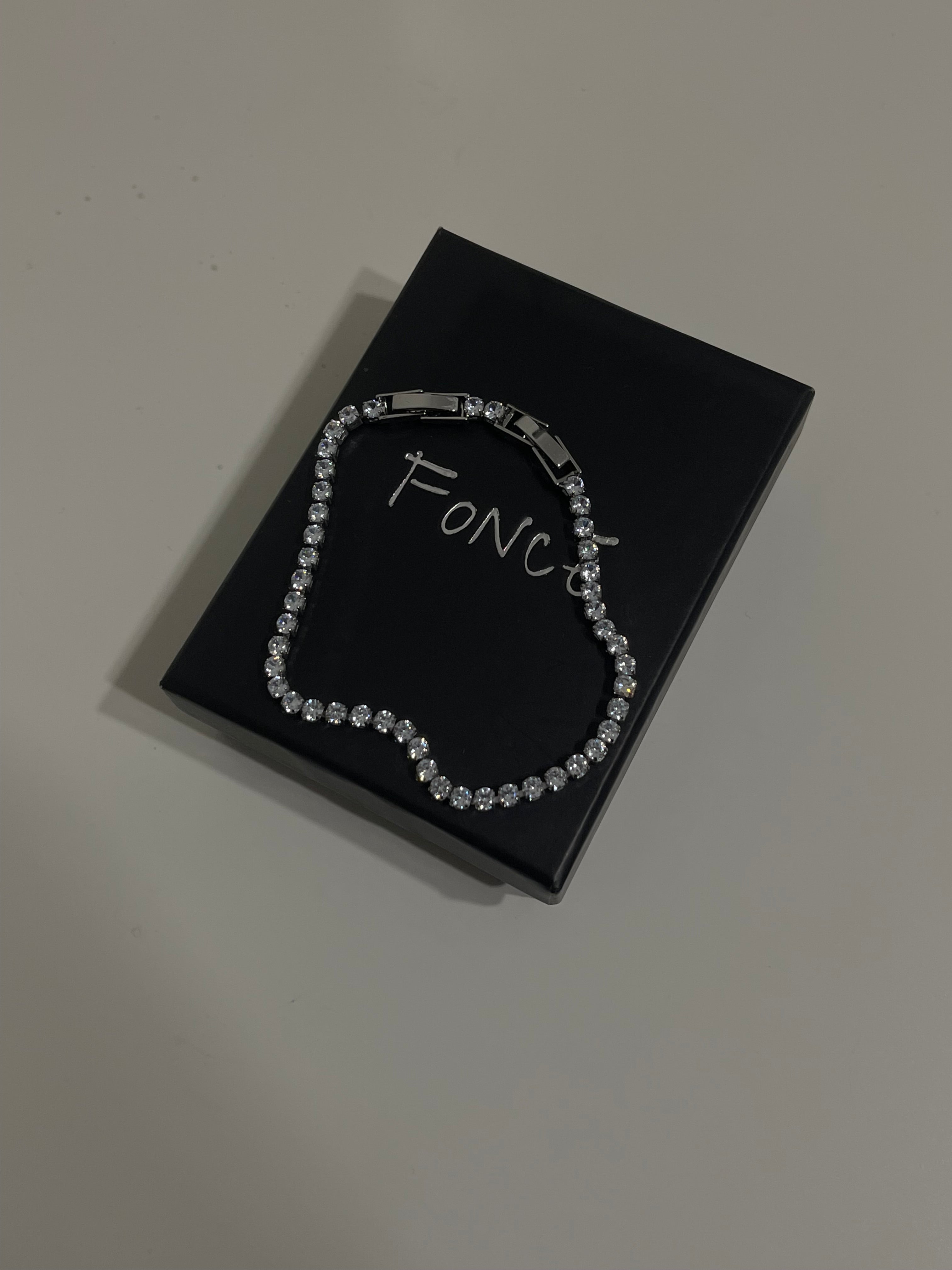 Çelik su yolu bileklik