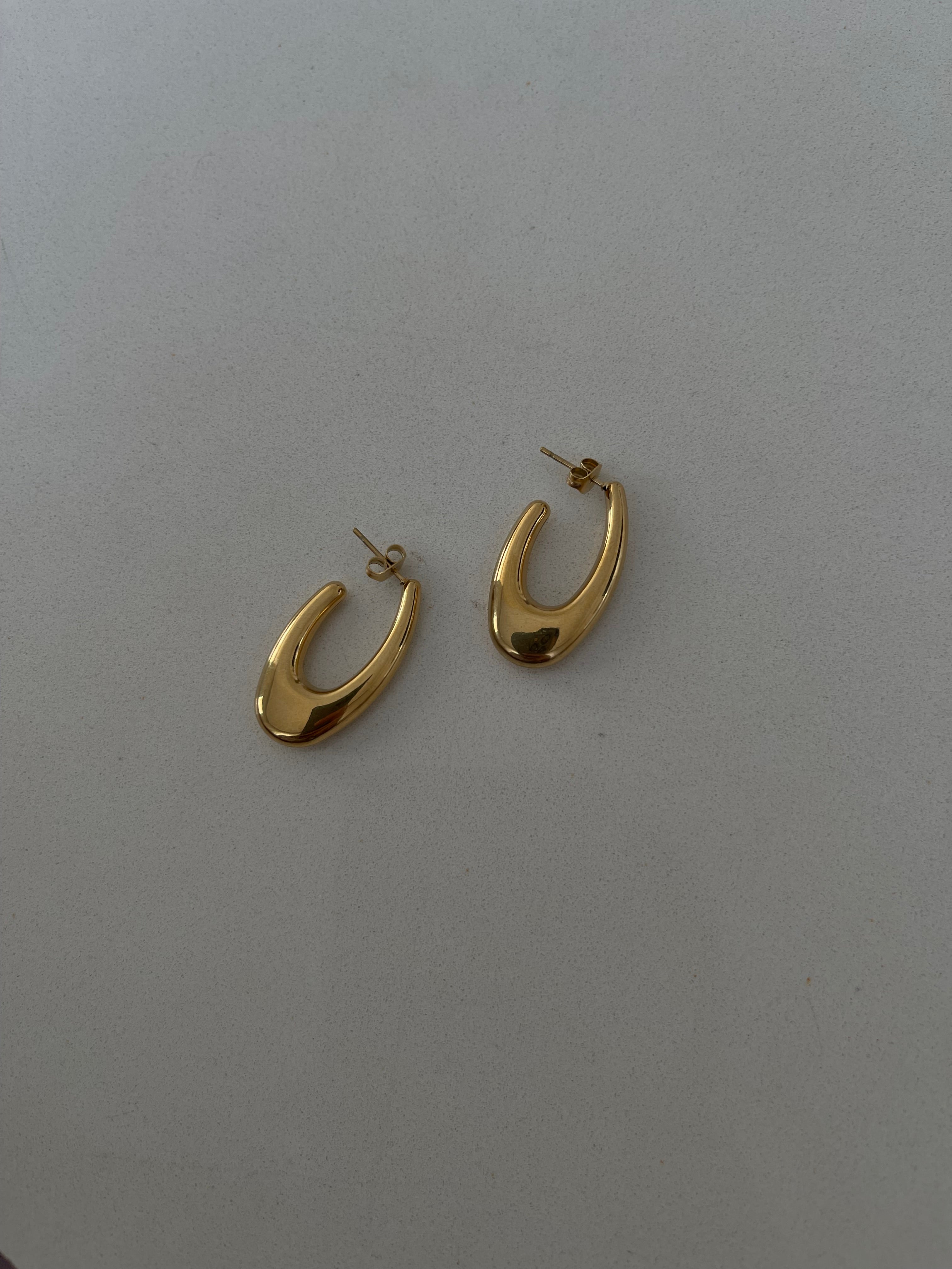 Çelik yarım oval küpe