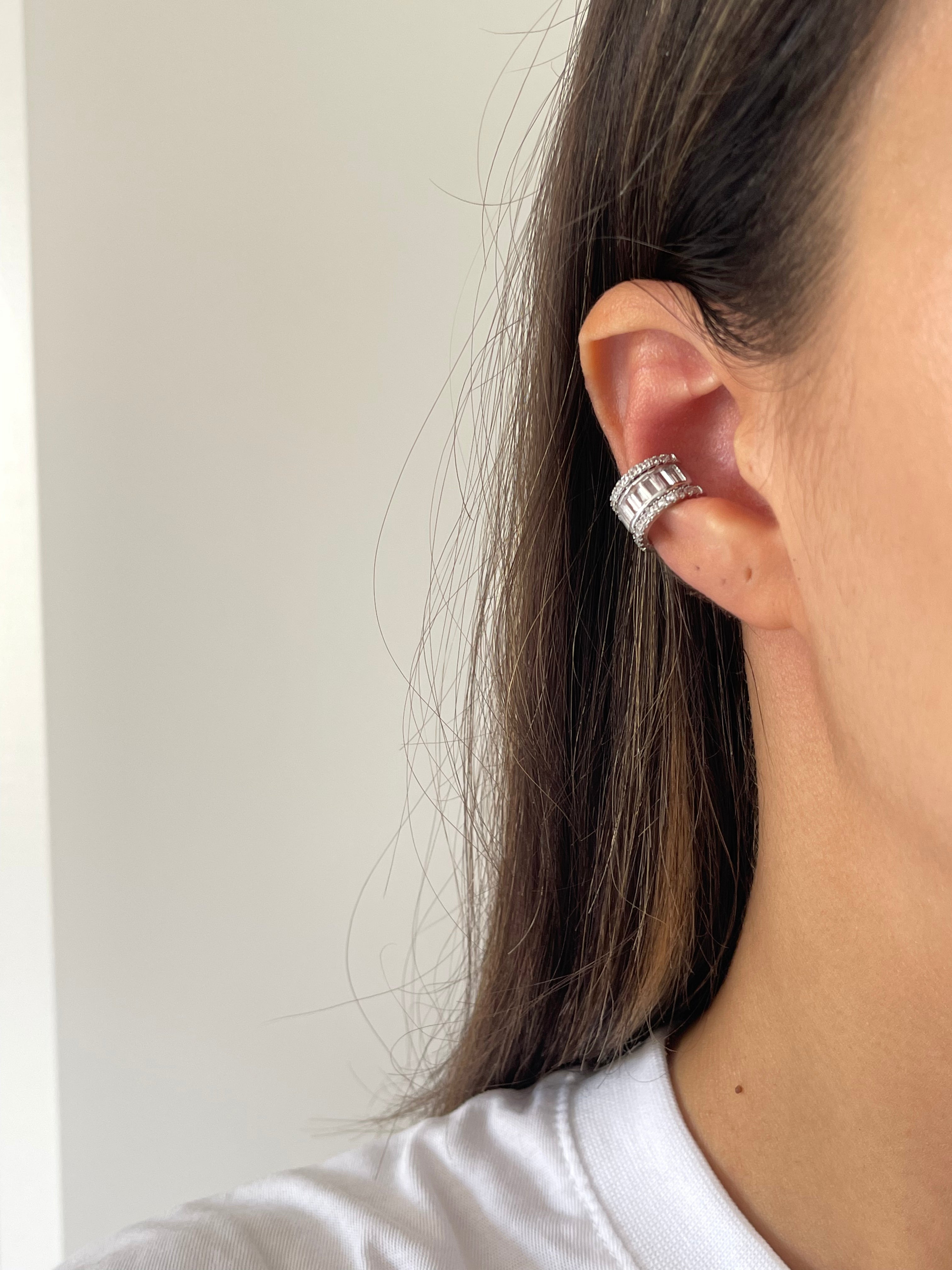 Triple earcuff
