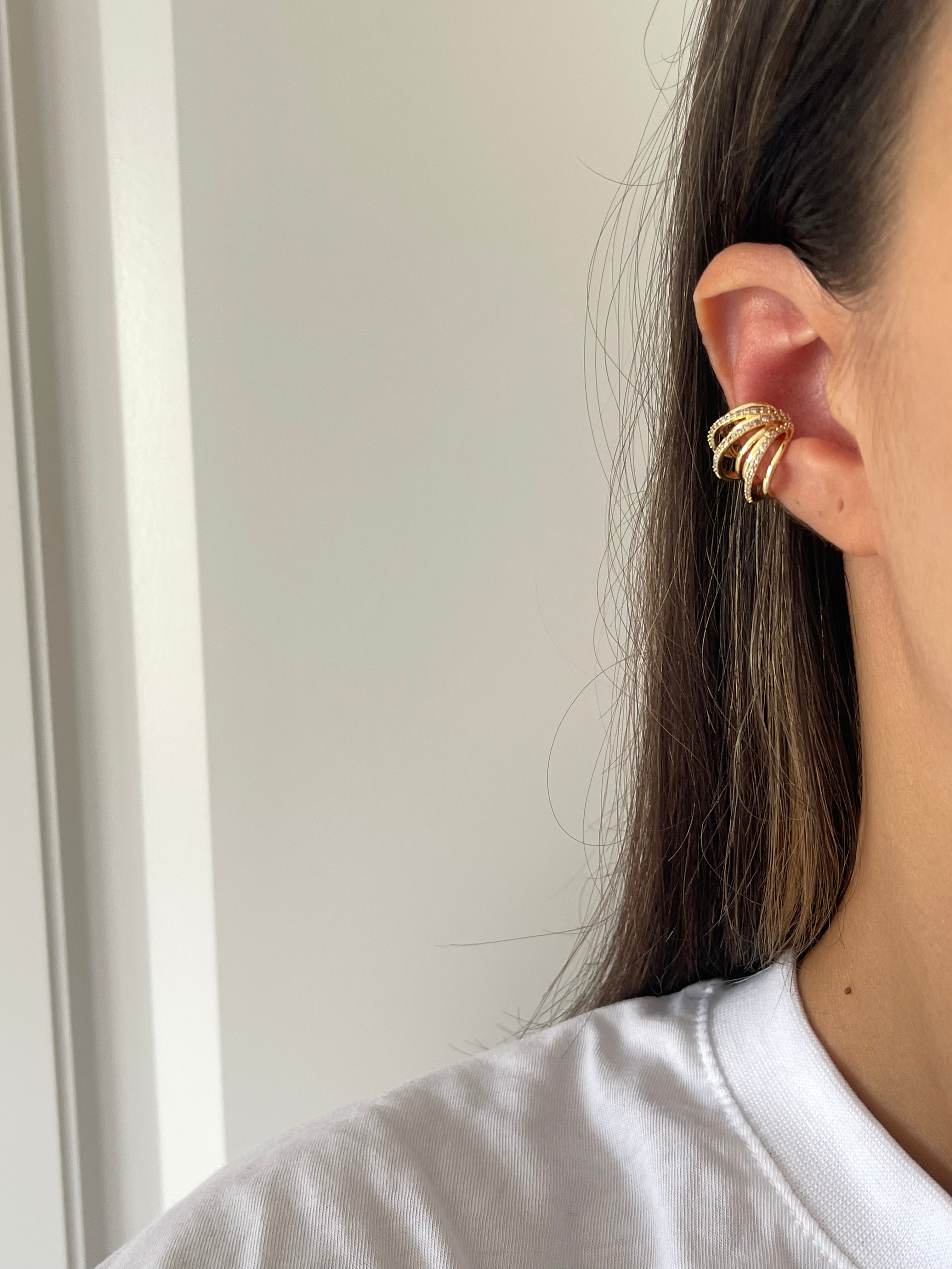 Eğimli çoklu sıra cuff