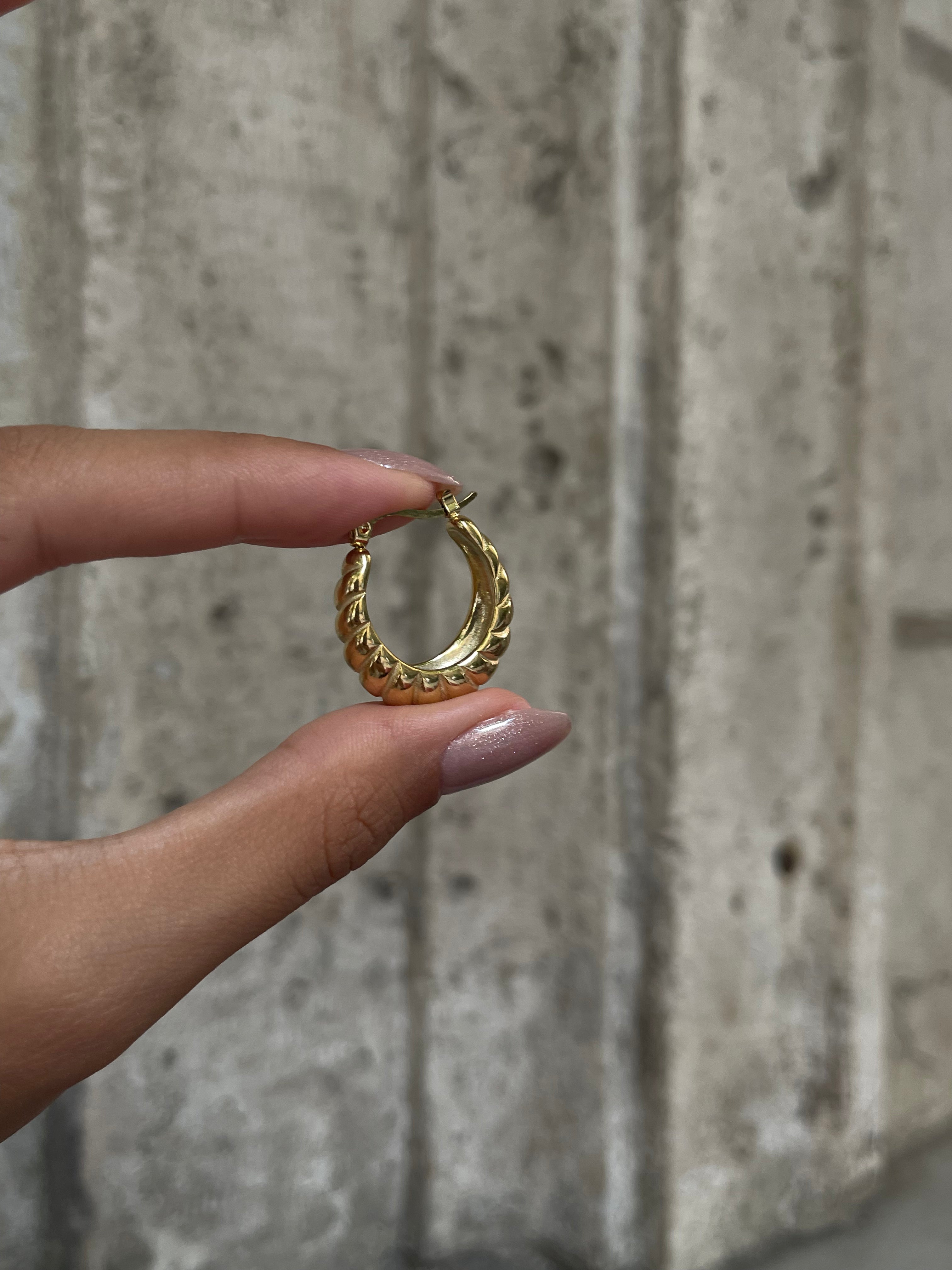 Çelik orta boy kruvasan küpe