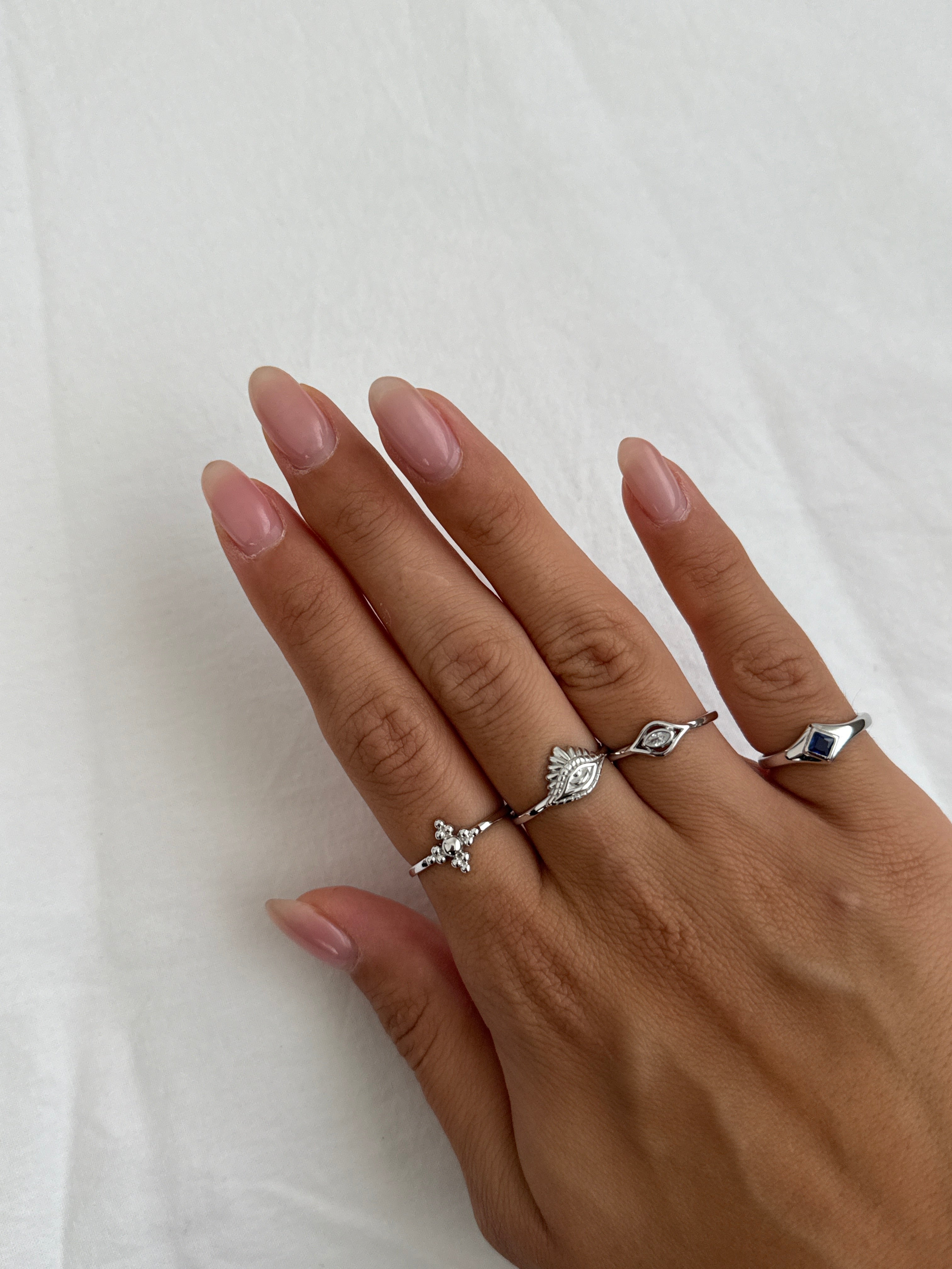 925 gümüş lacivert köşegen taşlı serçe parmak yüzüğü